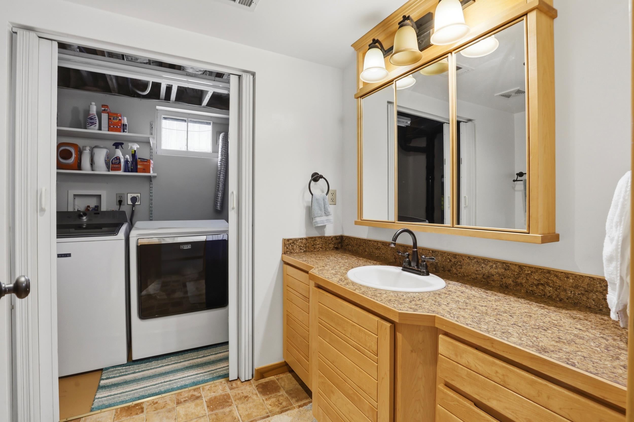 2403 W Euclid Ave - Photo 18