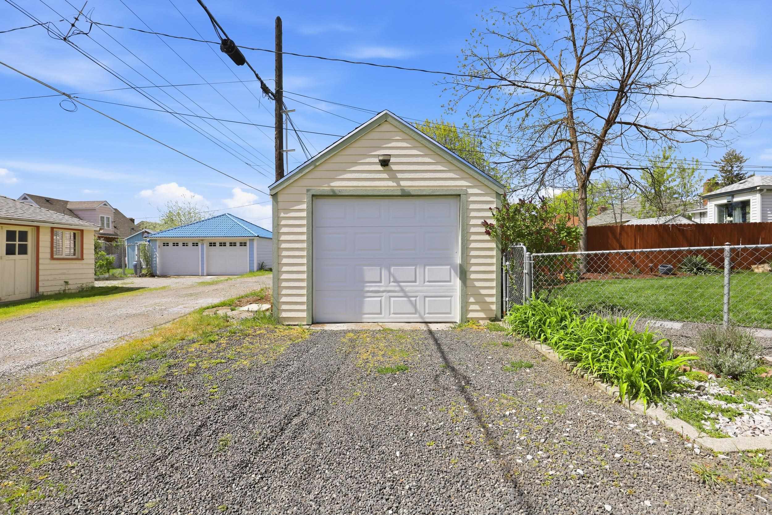 2403 W Euclid Ave - Photo 21