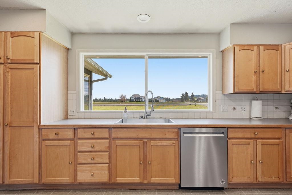8010 W Melville Rd - Photo 9