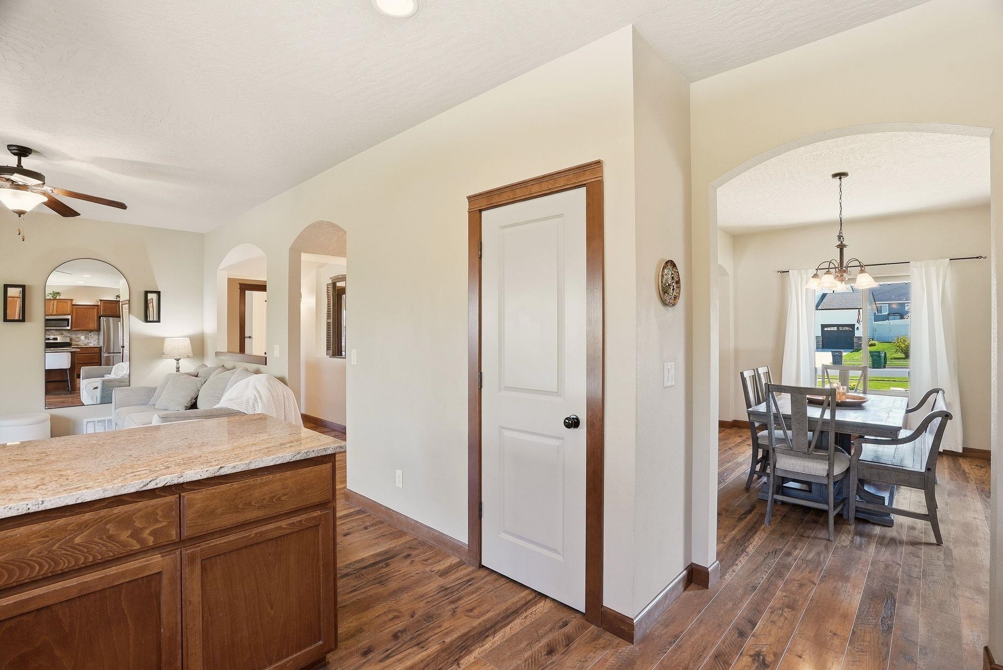 10503 N Alberta Cir - Photo 13