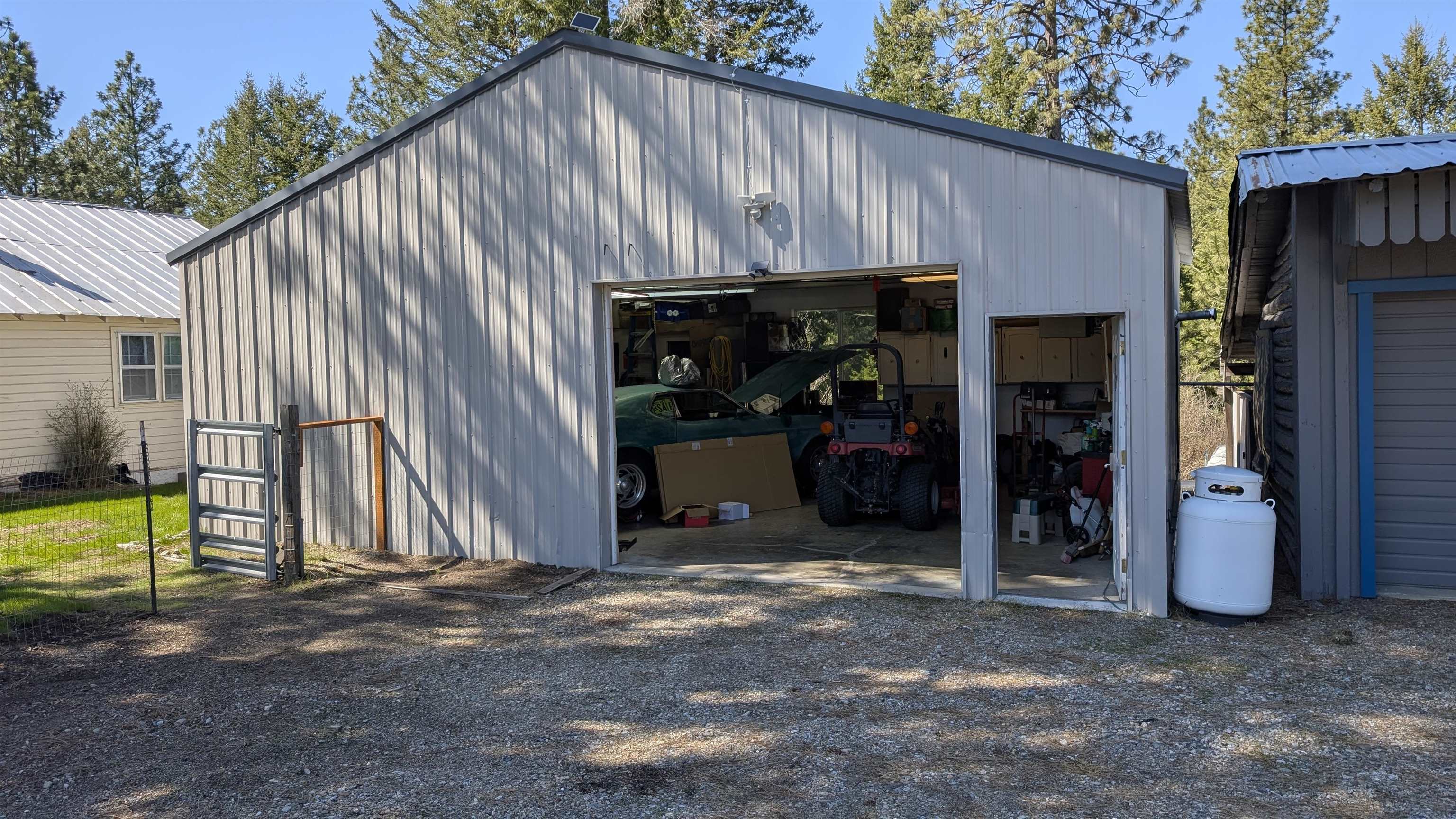 4807 E Chattaroy Rd - Photo 19