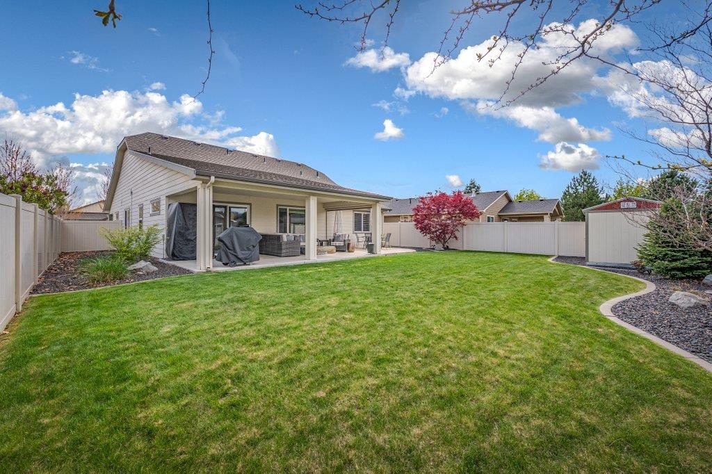 19993 E Glenbrook Ave - Photo 36