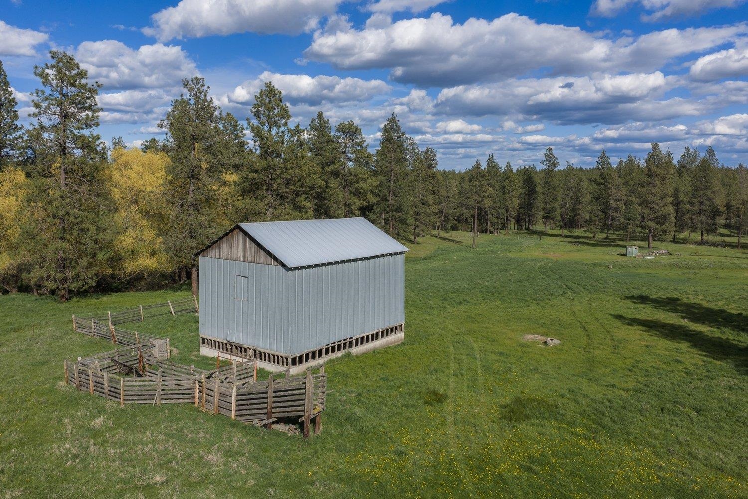 32312 S North Pine Creek Rd - Photo 21