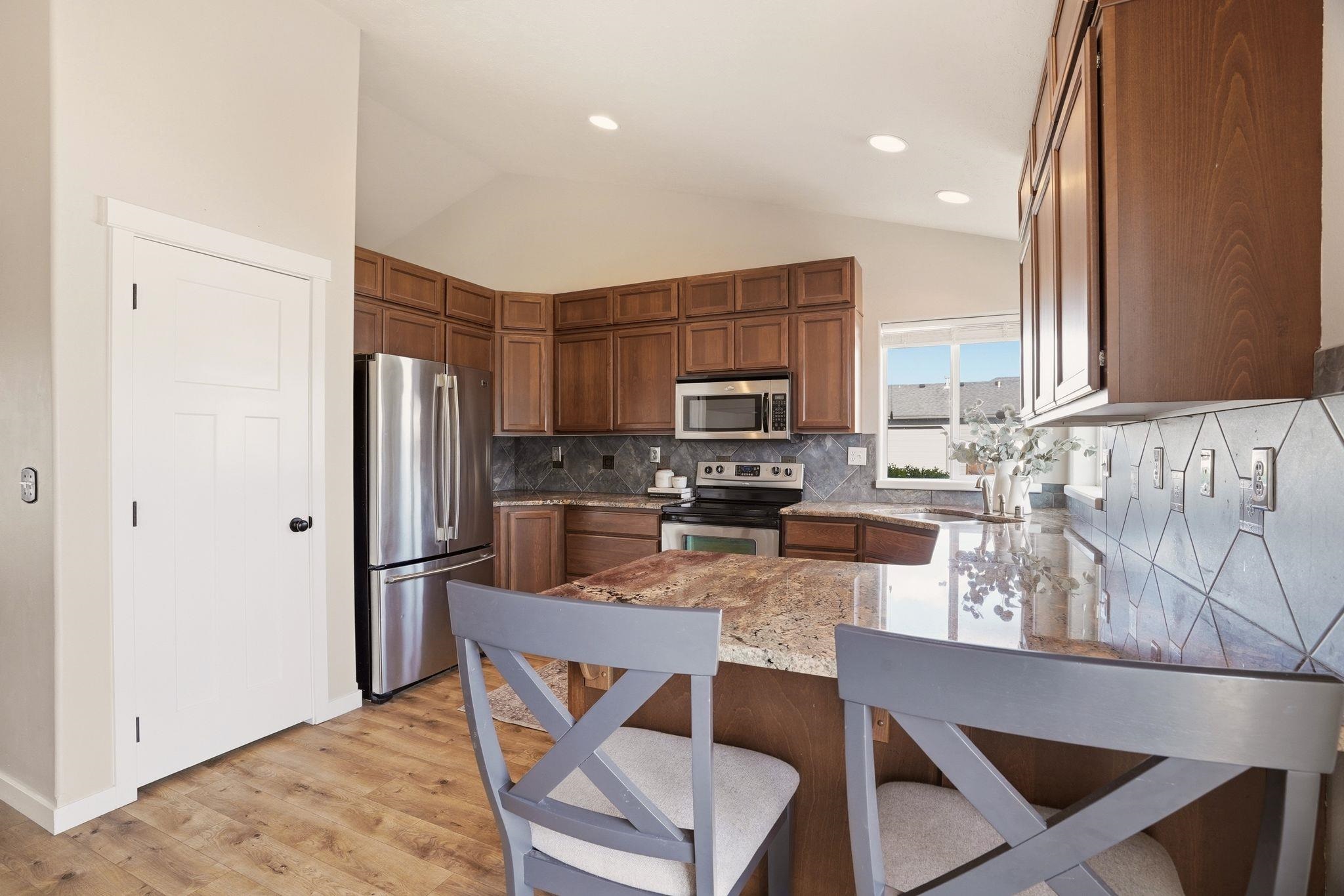 2605 W Graves Rd - Photo 8