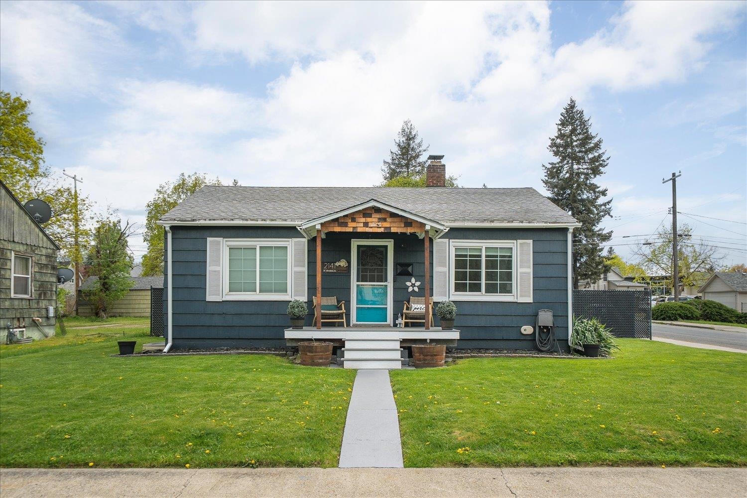 2141 W Cleveland Ave - Photo 1