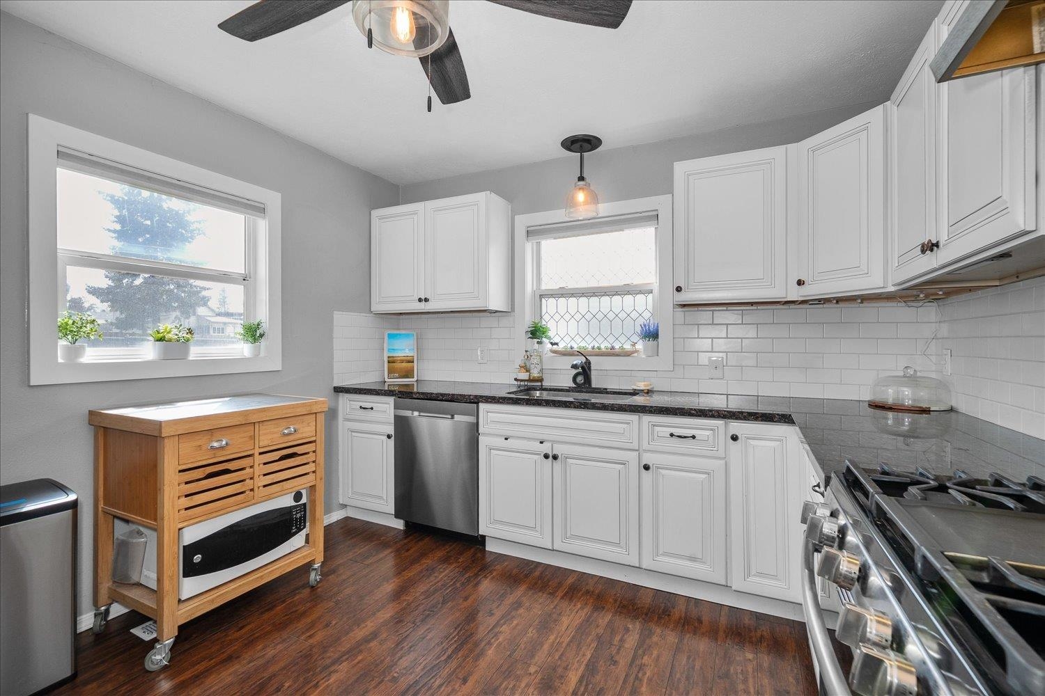 2141 W Cleveland Ave - Photo 11