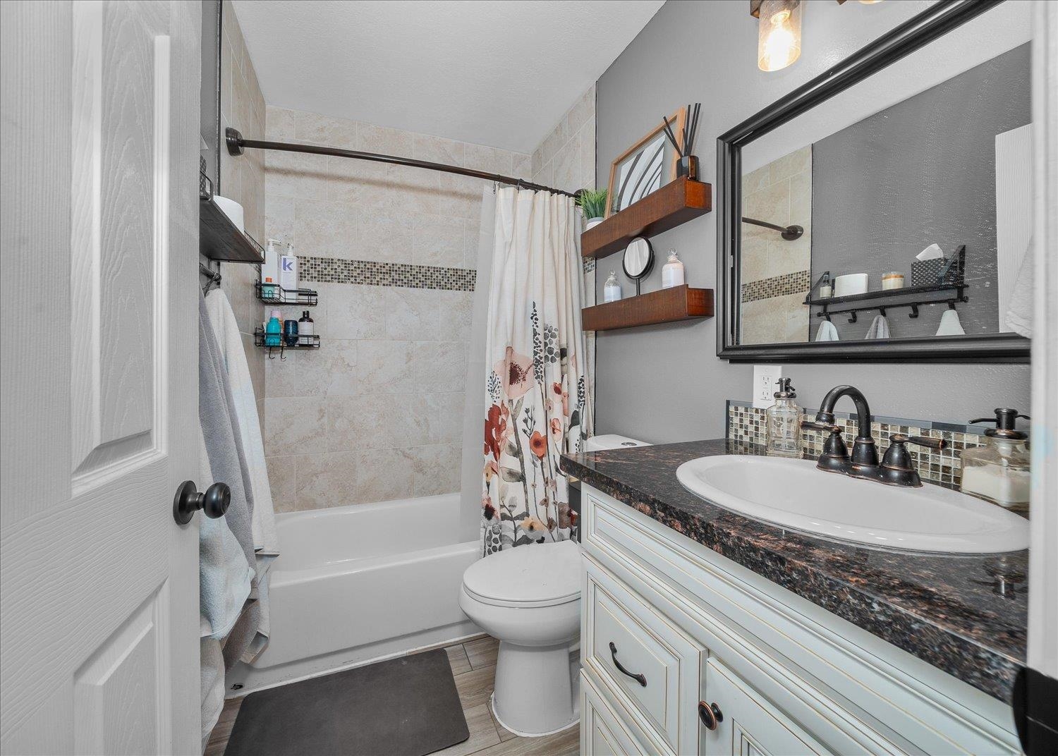 2141 W Cleveland Ave - Photo 16