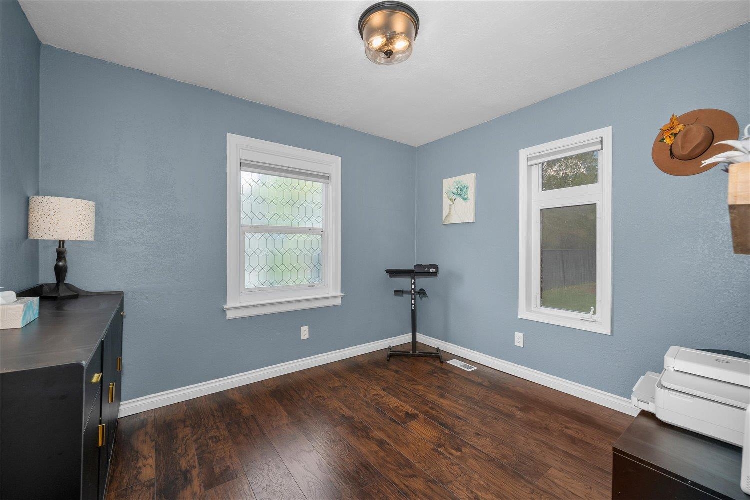 2141 W Cleveland Ave - Photo 18