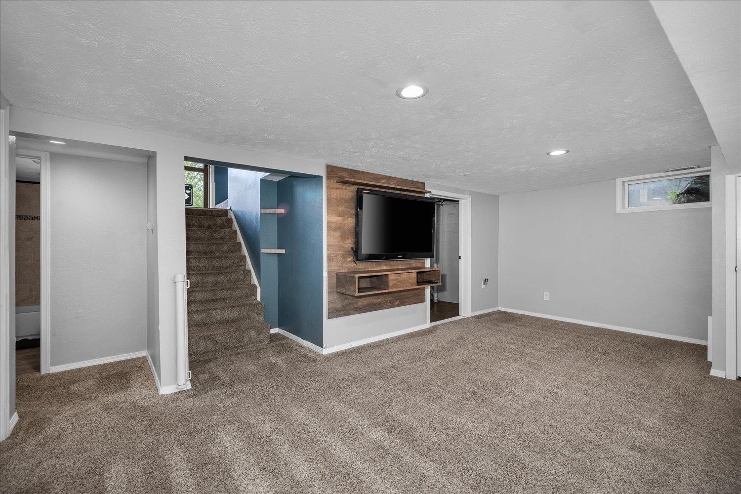 2141 W Cleveland Ave - Photo 20