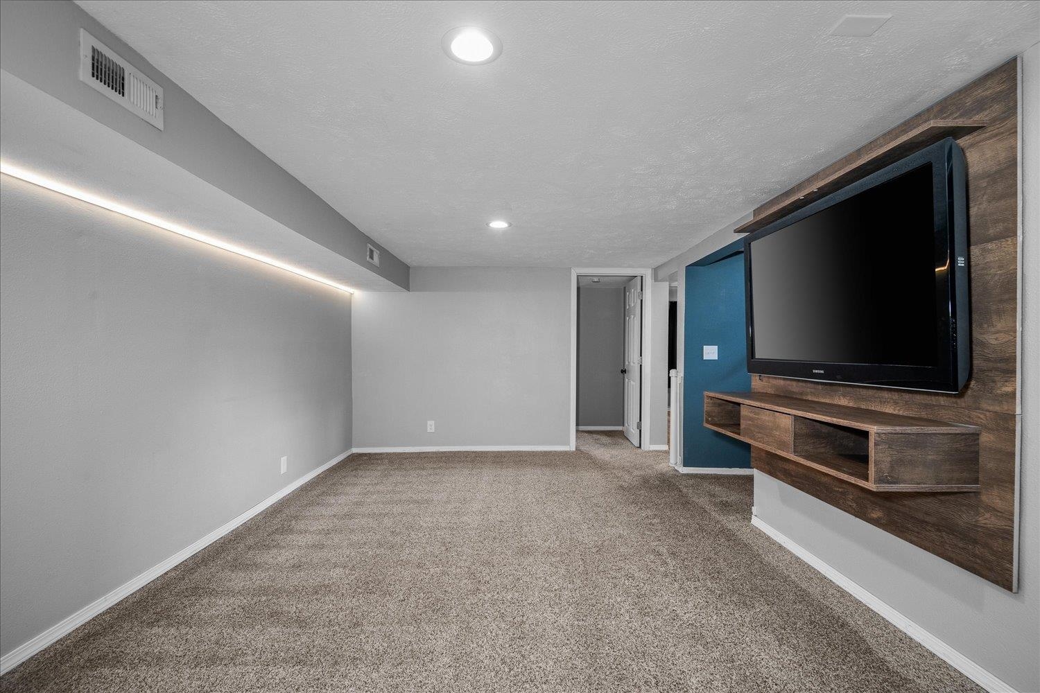 2141 W Cleveland Ave - Photo 21
