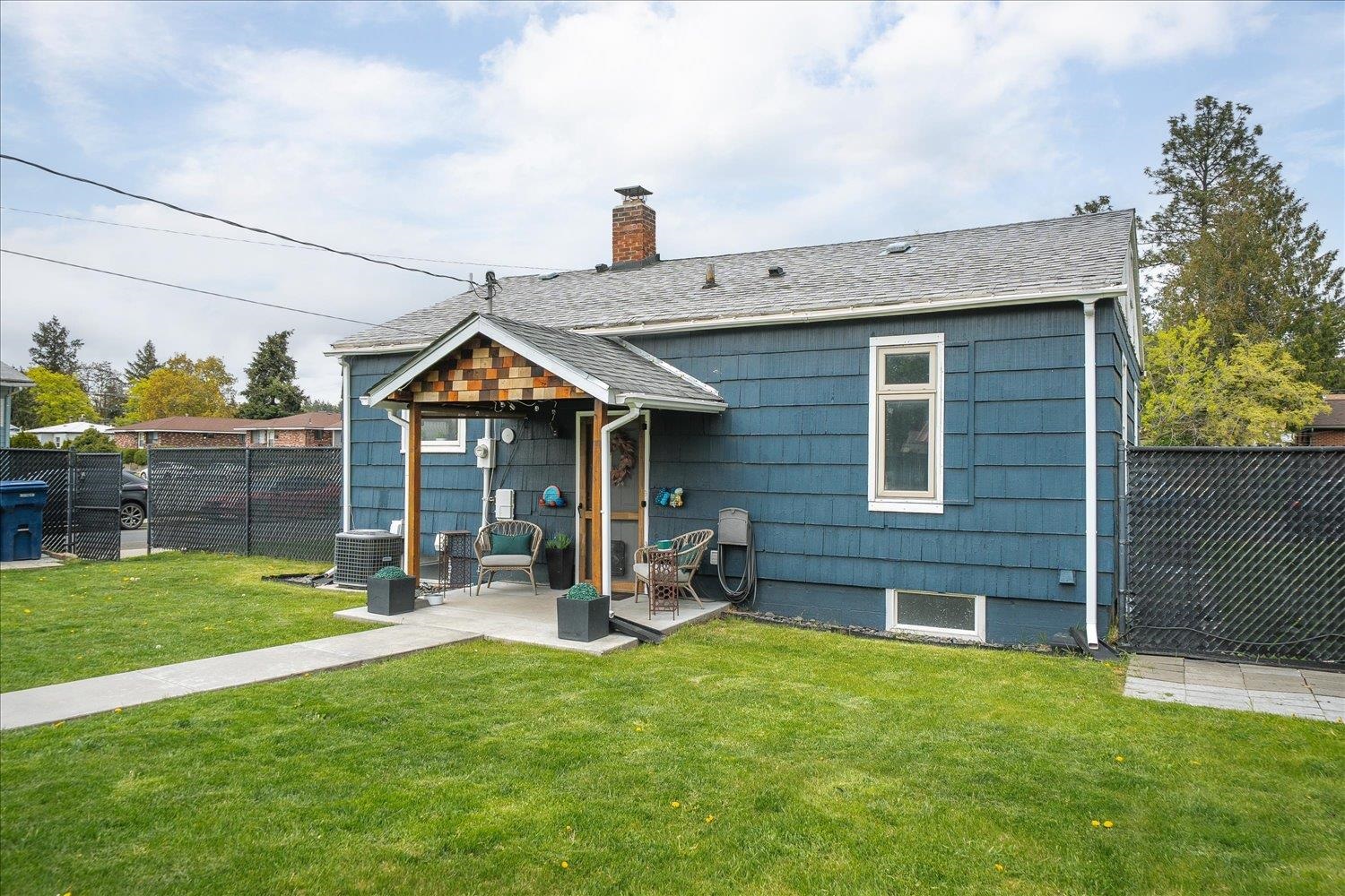 2141 W Cleveland Ave - Photo 29