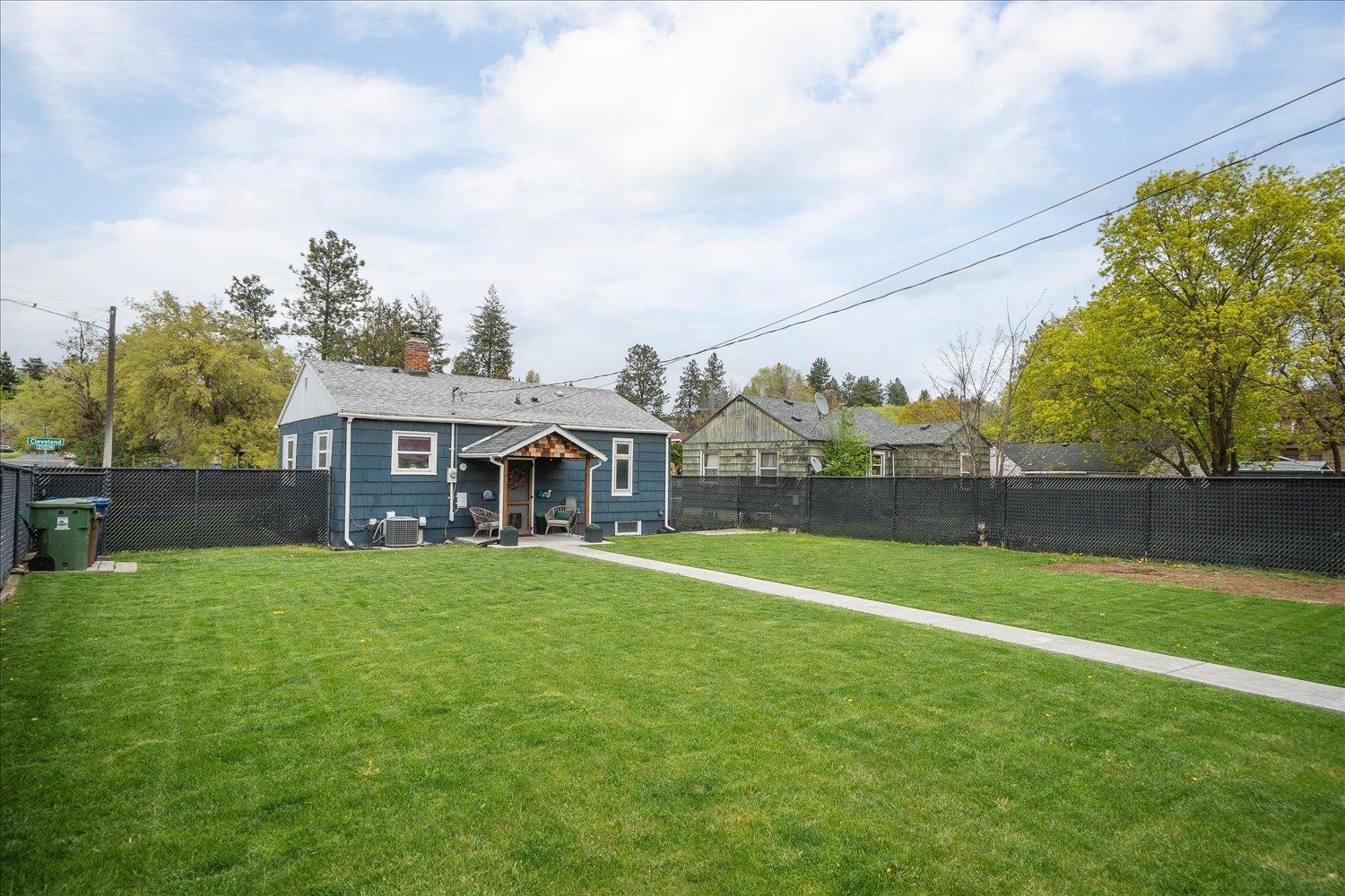 2141 W Cleveland Ave - Photo 32