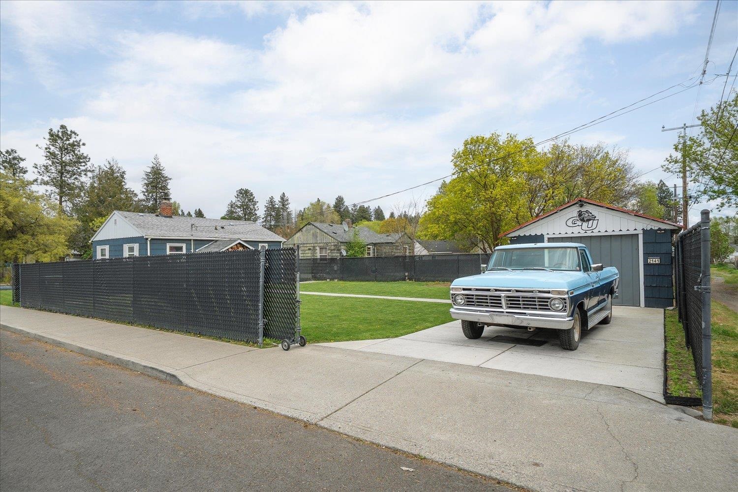 2141 W Cleveland Ave - Photo 34