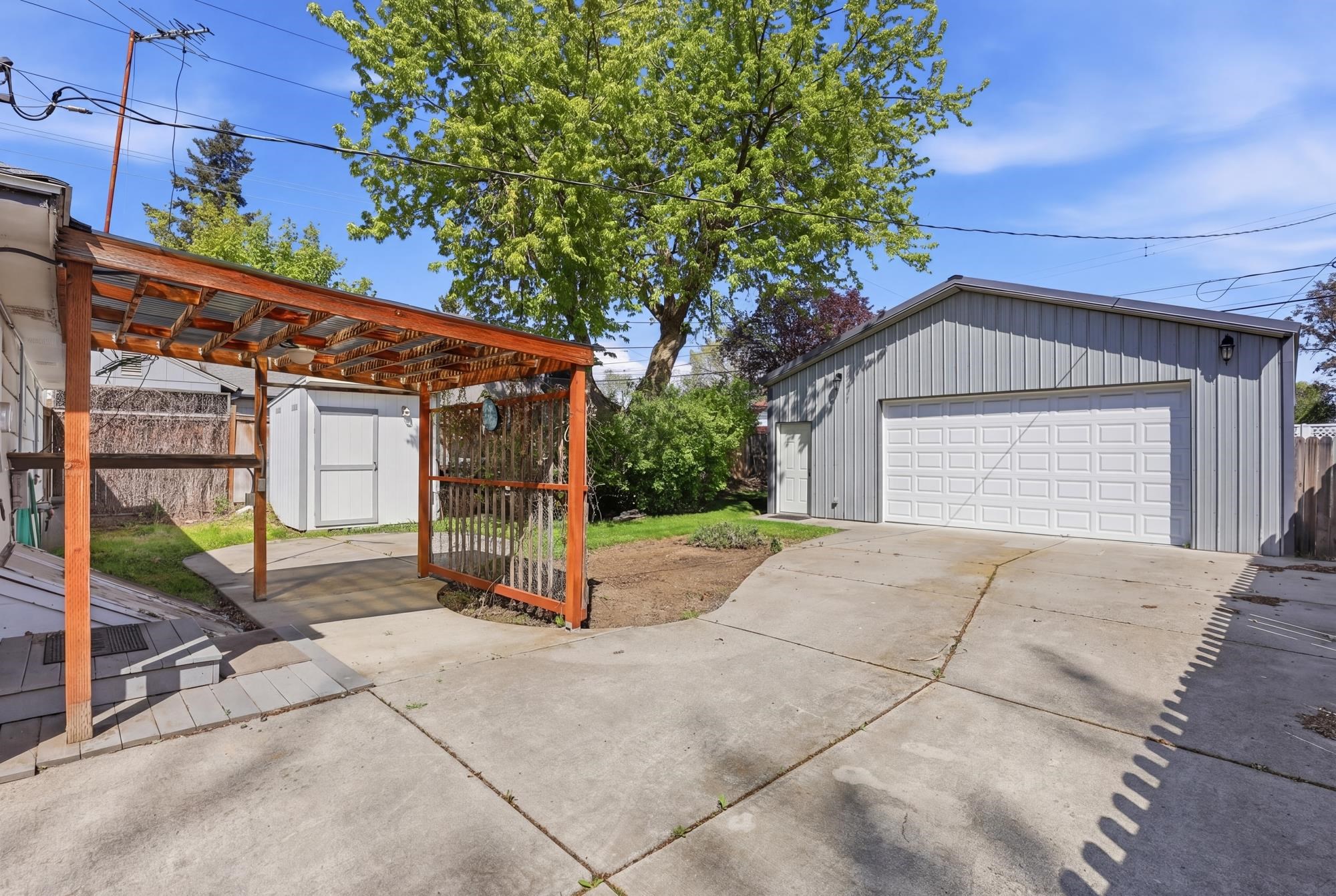 1407 E Nebraska Ave - Photo 30