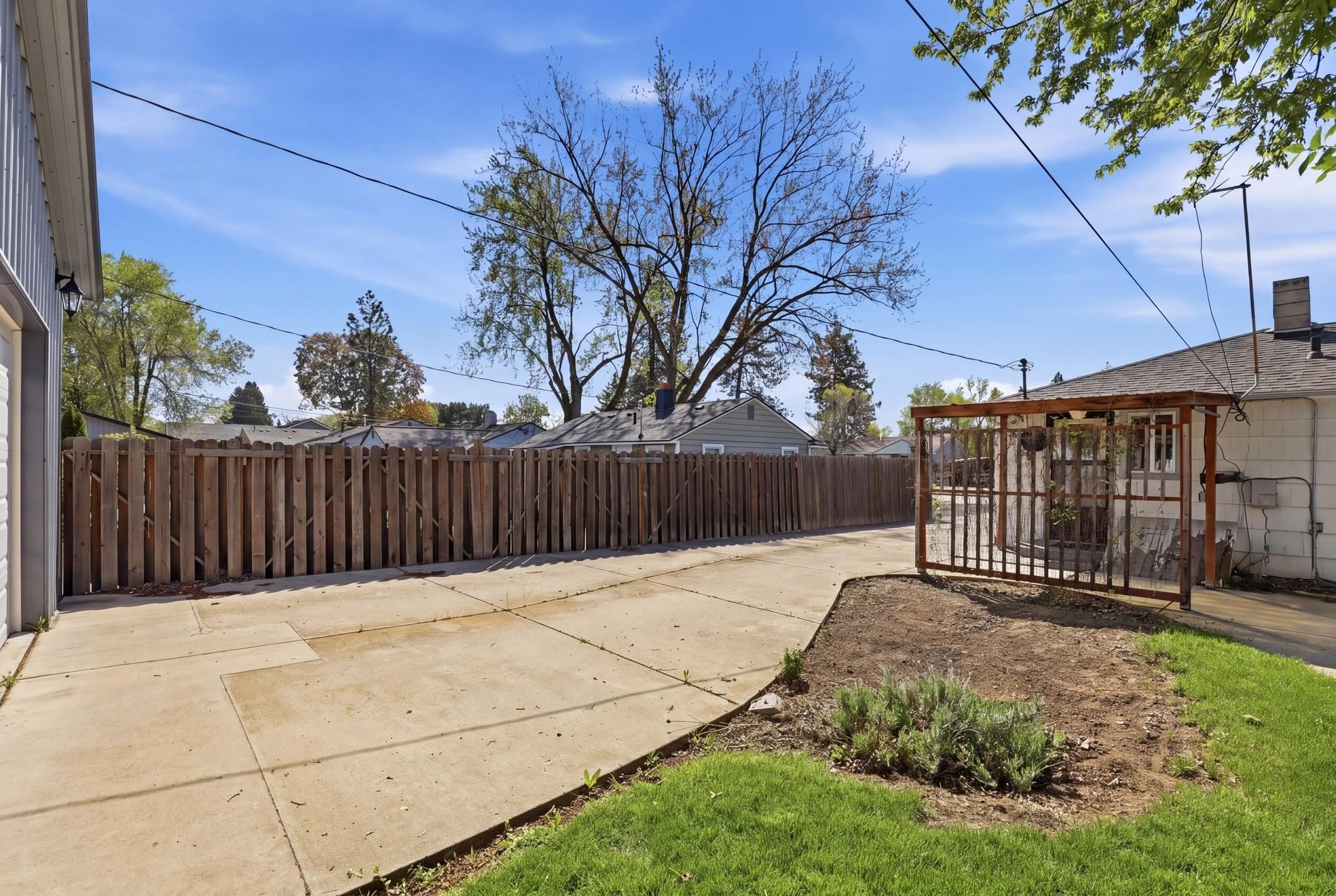 1407 E Nebraska Ave - Photo 32