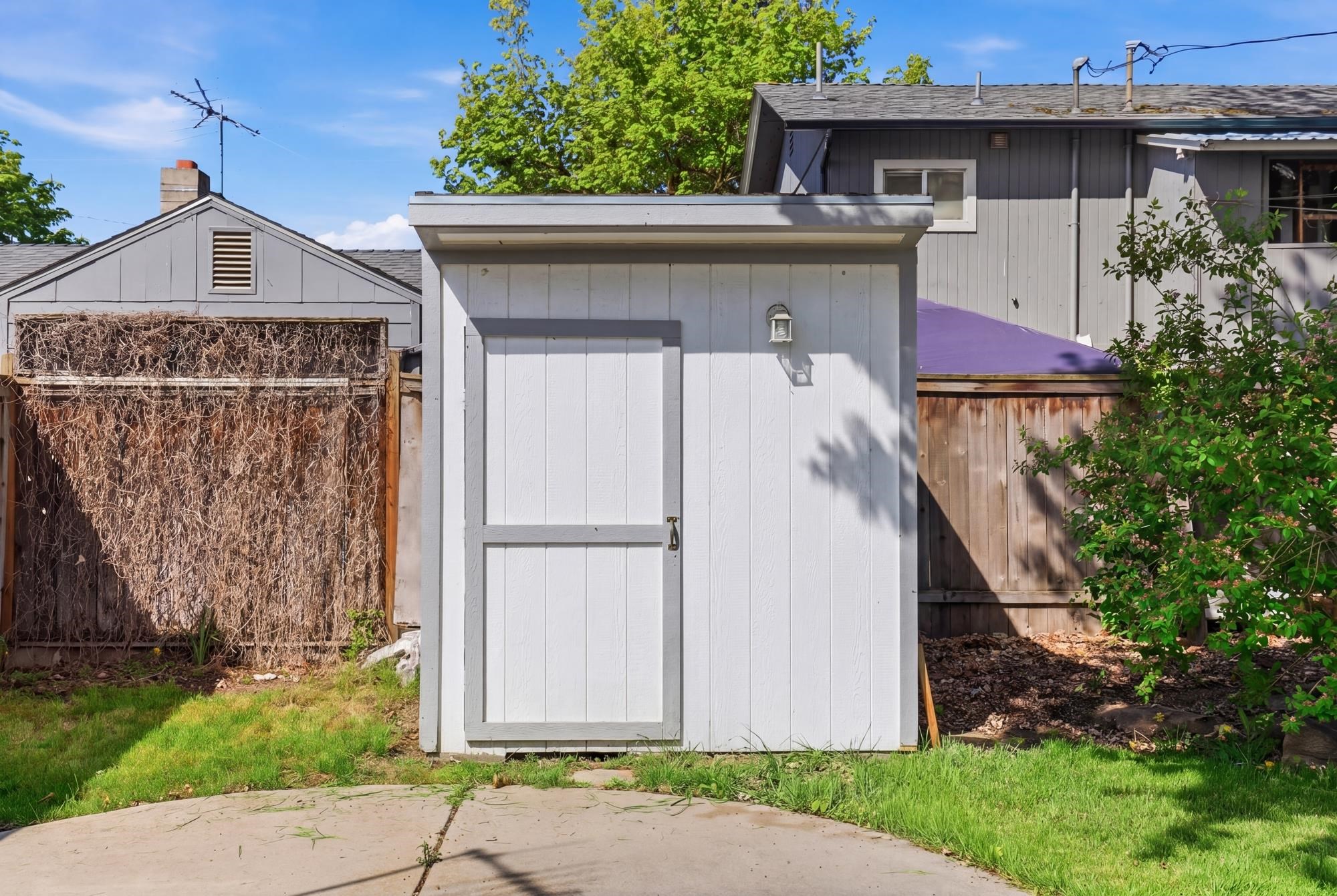1407 E Nebraska Ave - Photo 34