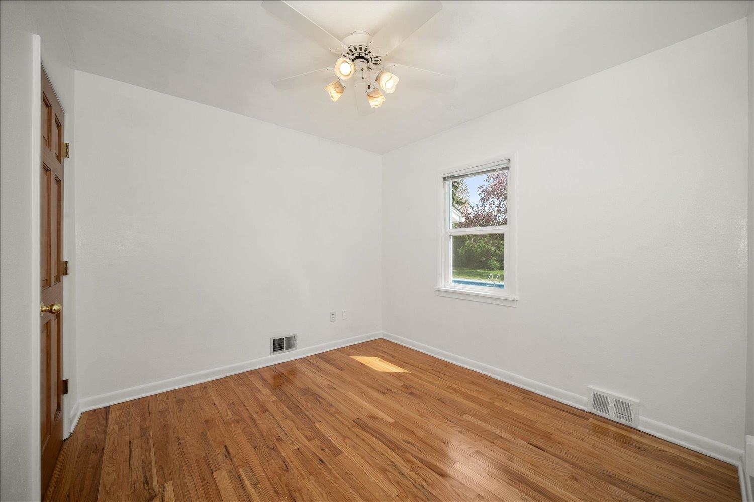 11210 E 7th Ave - Photo 20