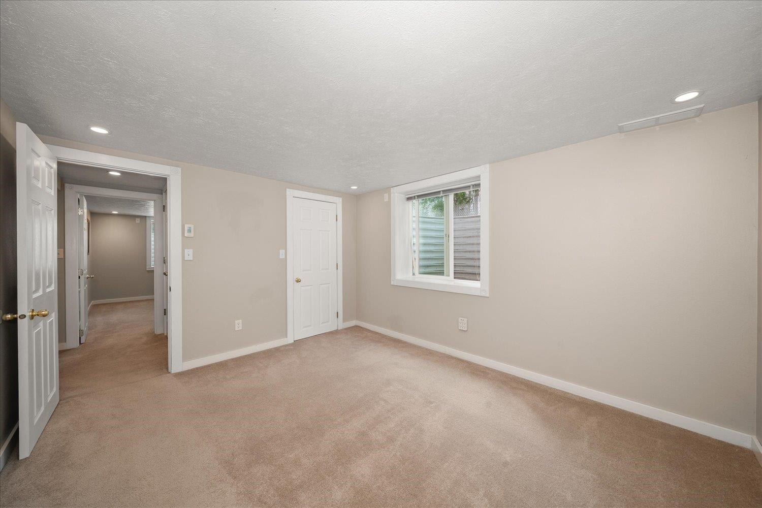 11210 E 7th Ave - Photo 26