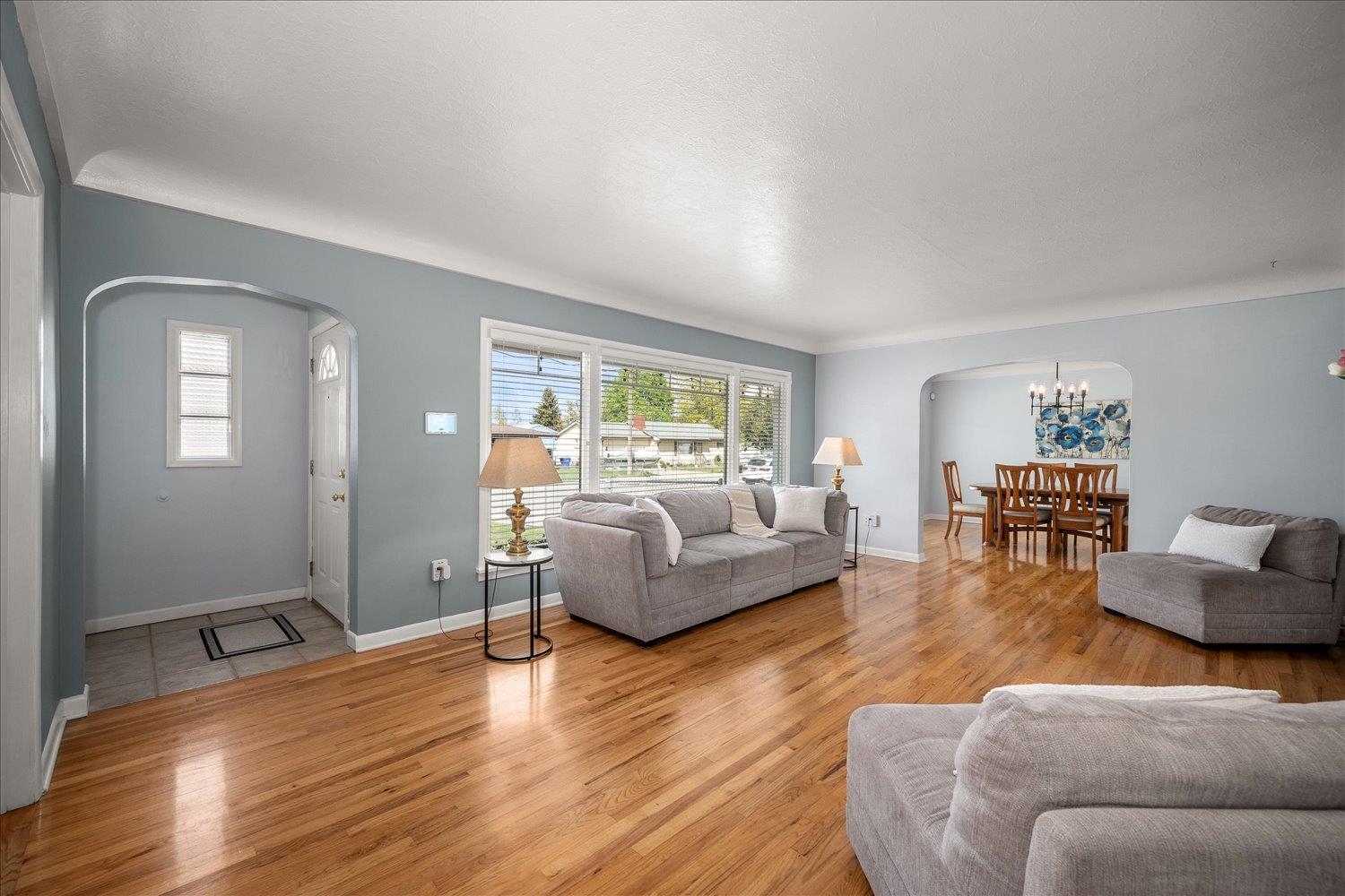 11210 E 7th Ave - Photo 4
