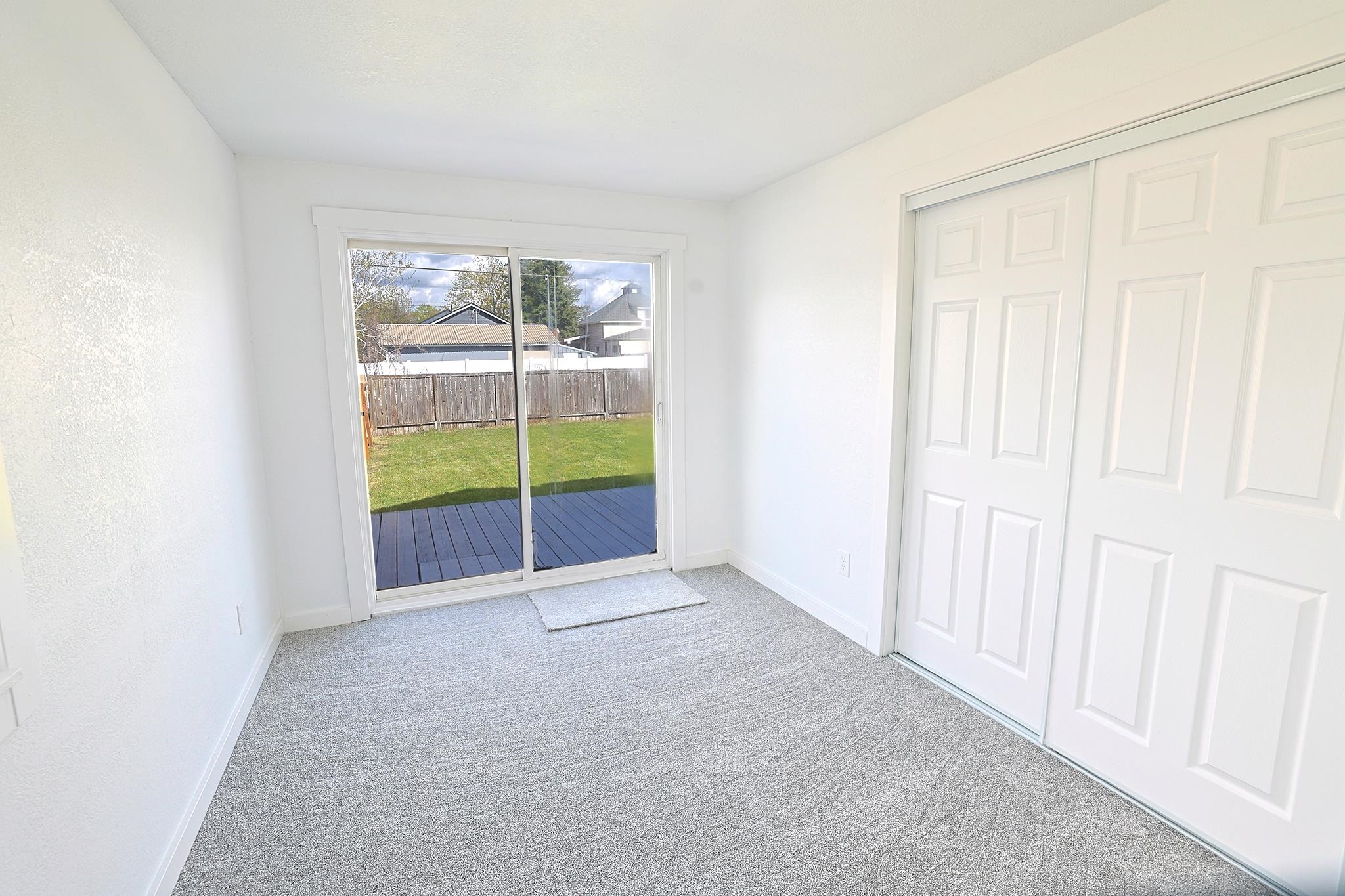 506 N Grace St - Photo 17