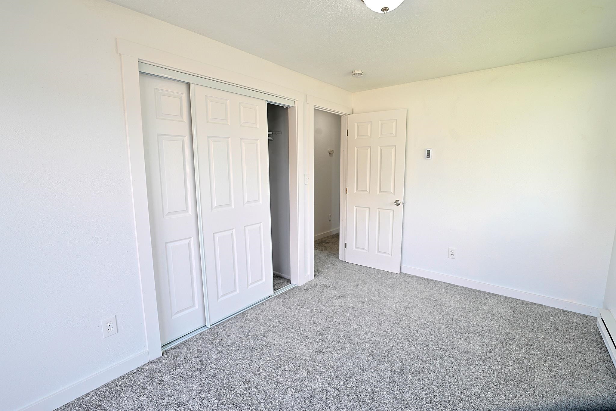 506 N Grace St - Photo 18