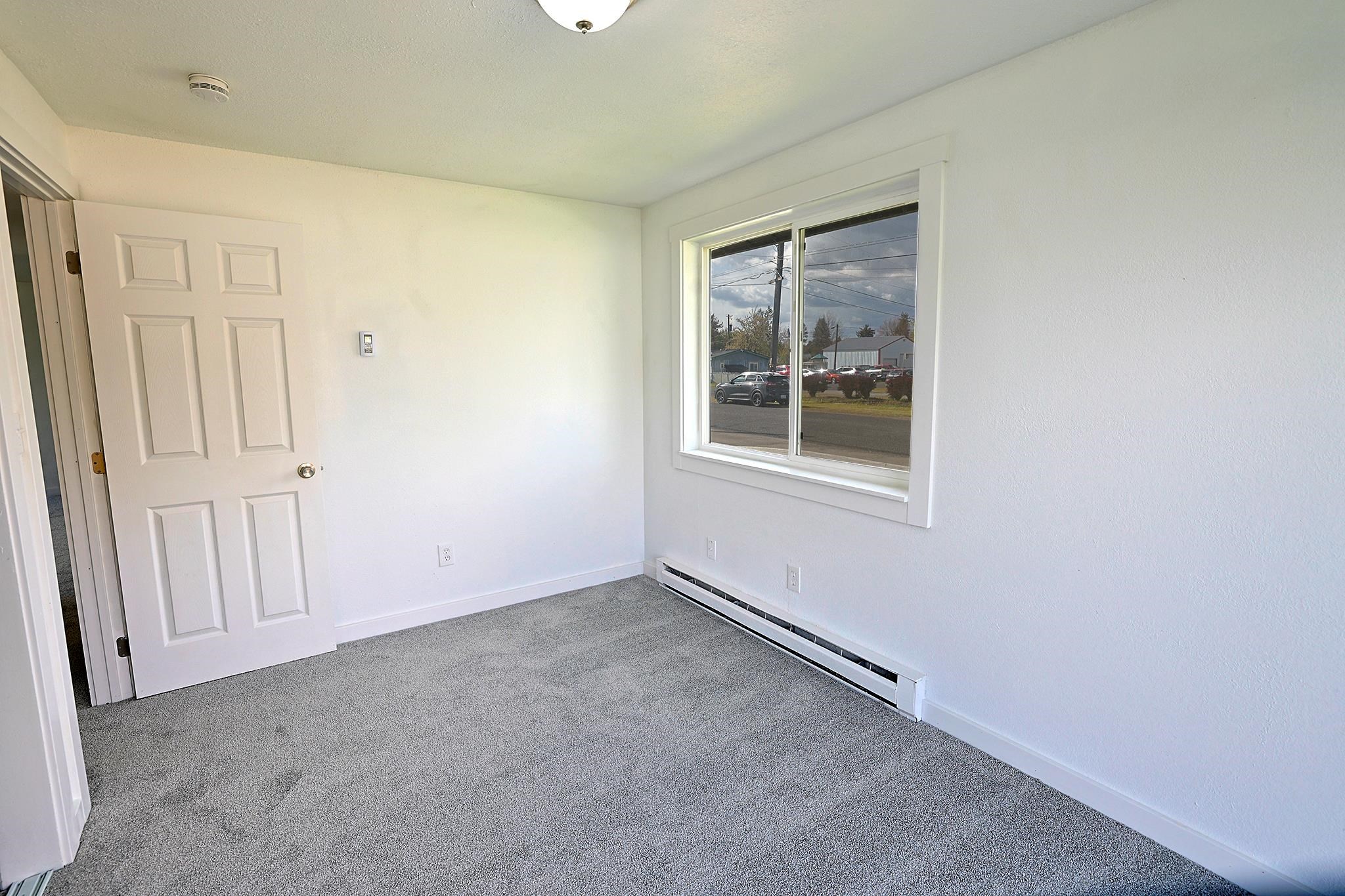 506 N Grace St - Photo 23