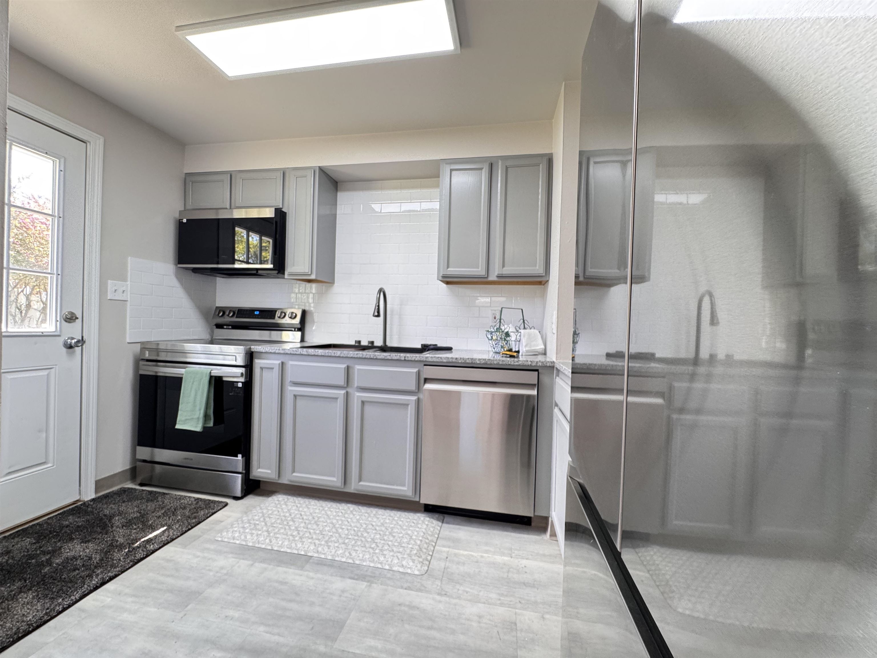 2921 W Bismark Ave - Photo 7