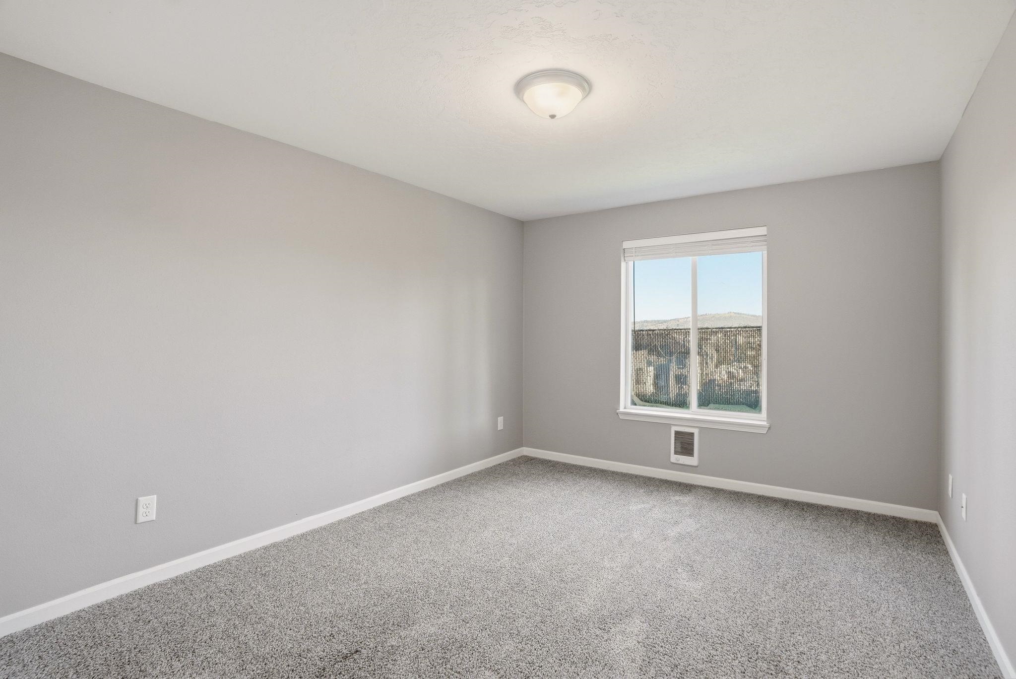 6121 E 6th Ave - Photo 8