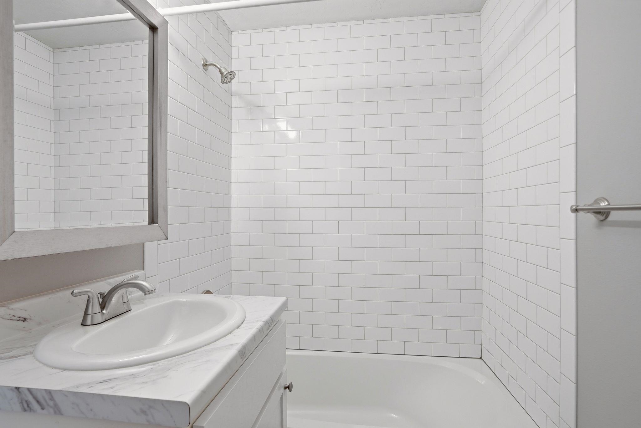 6121 E 6th Ave - Photo 10