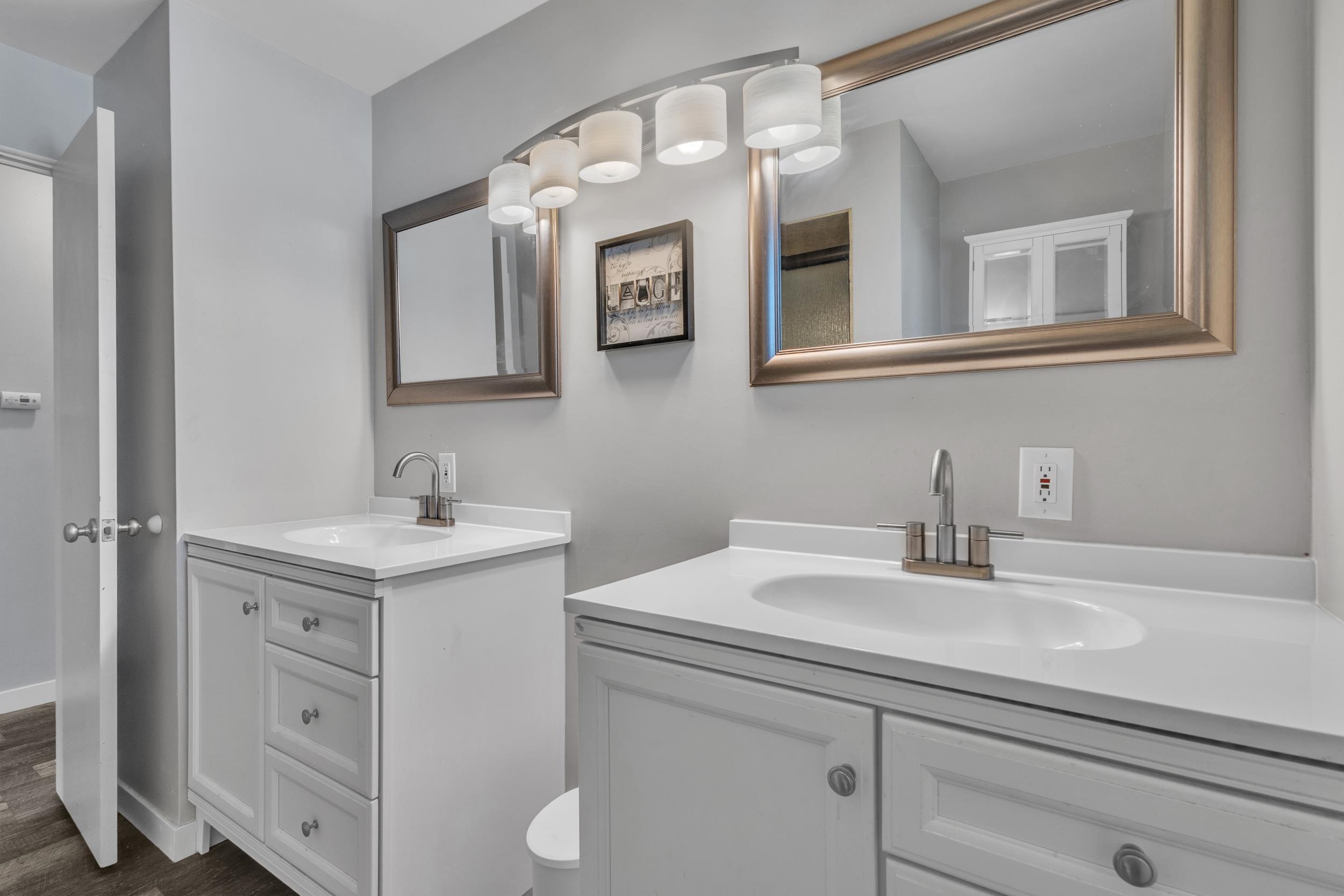 1007 E Walton Ave - Photo 24