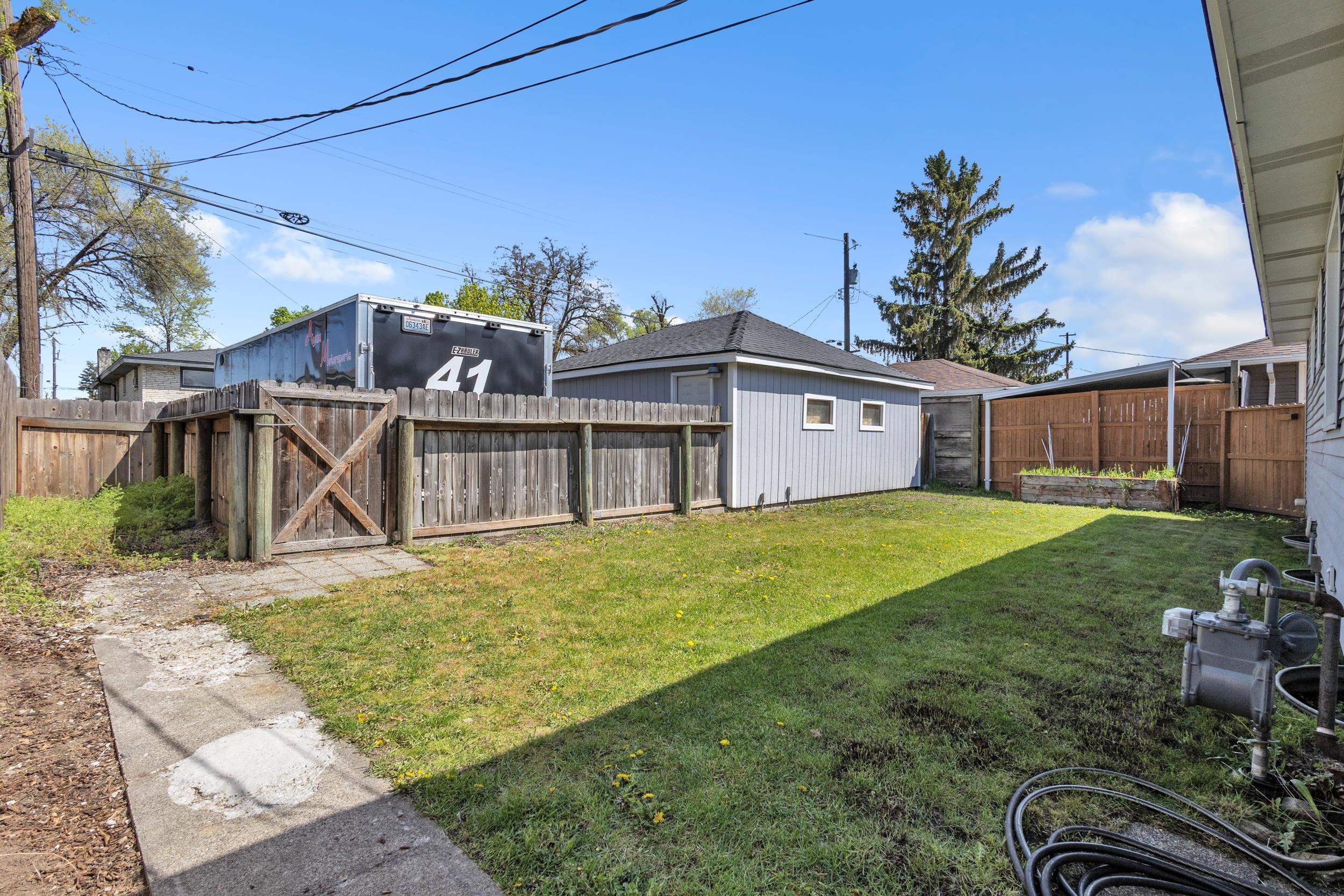 1007 E Walton Ave - Photo 33