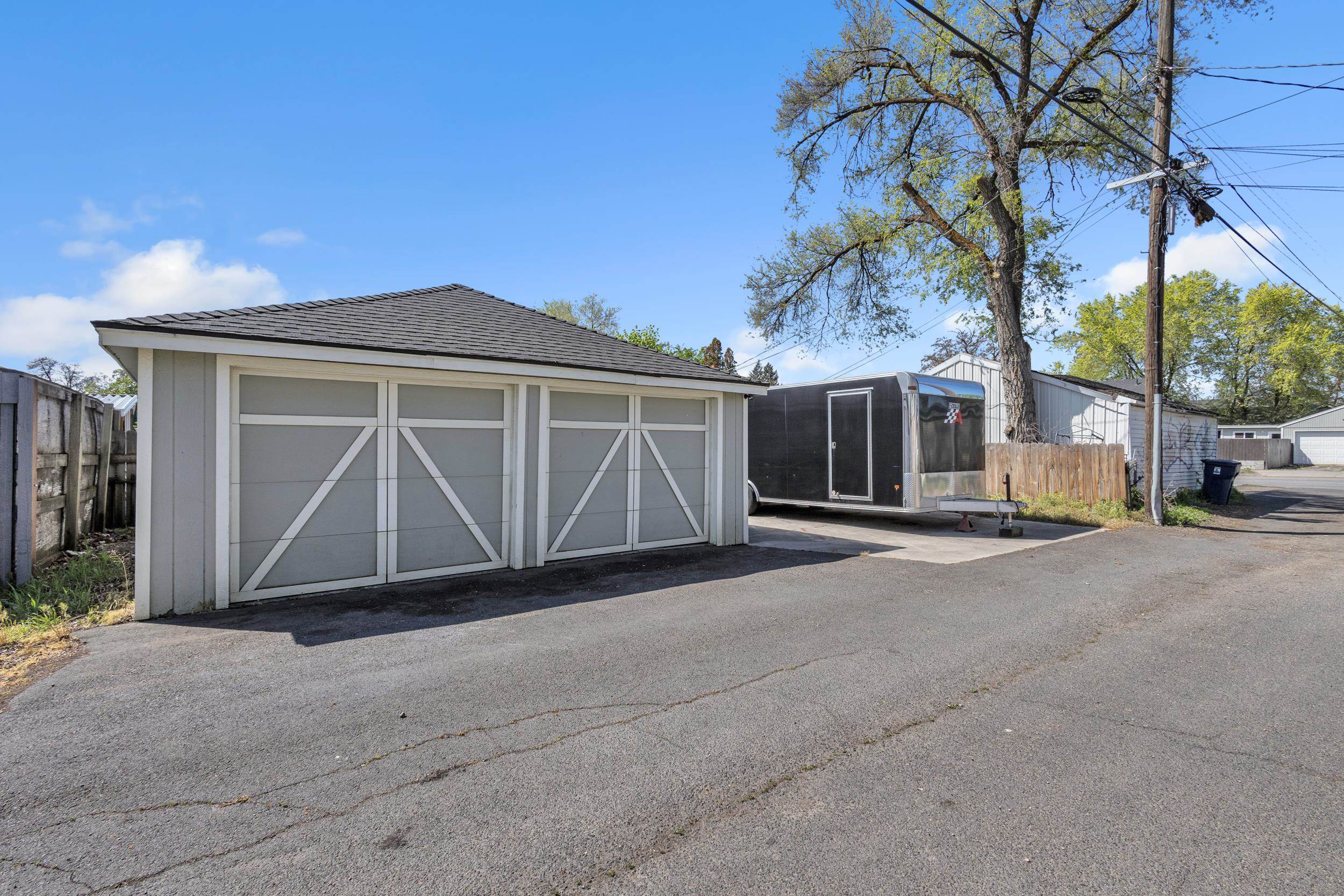 1007 E Walton Ave - Photo 38