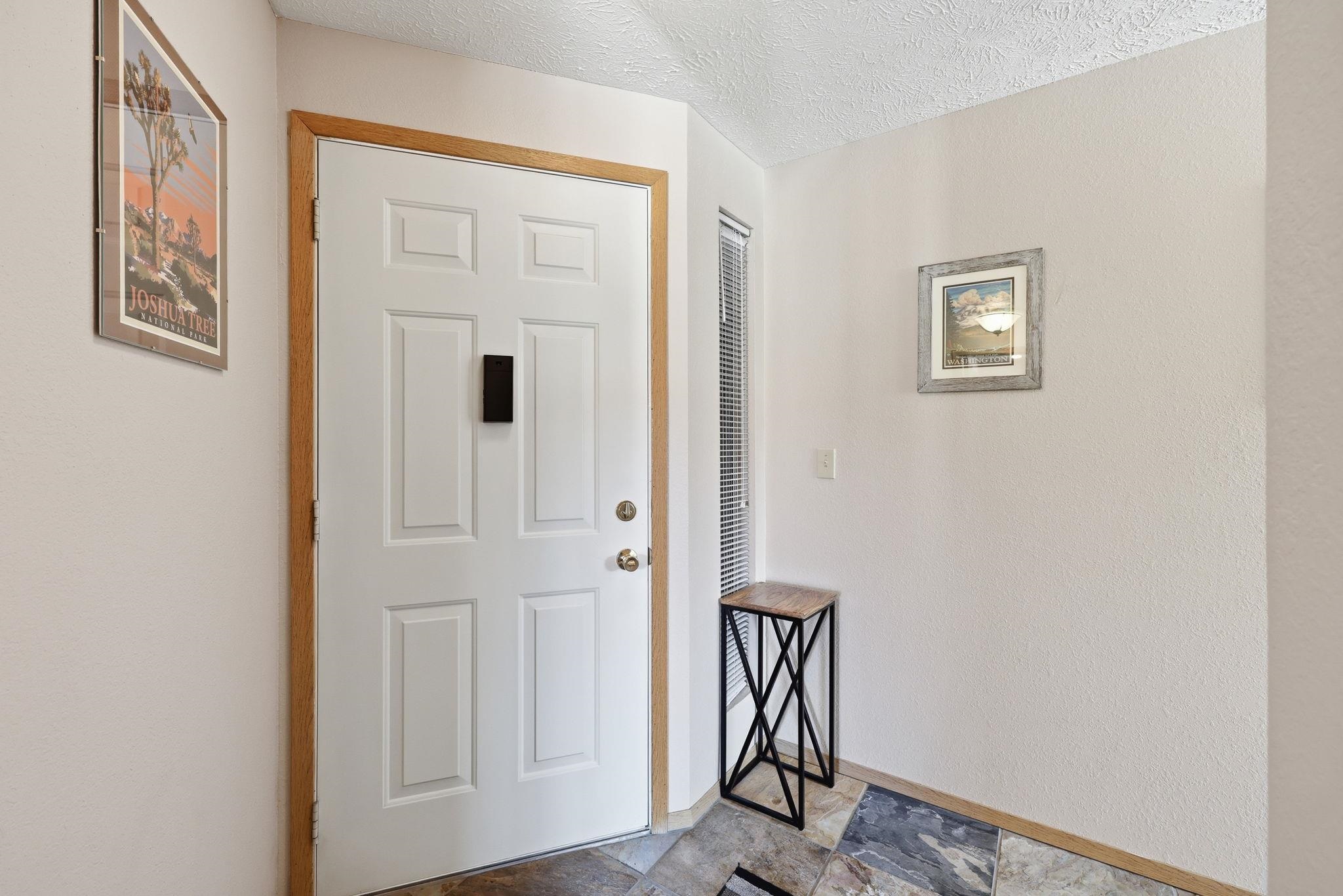164 S Coeur D'Alene St - Photo 3