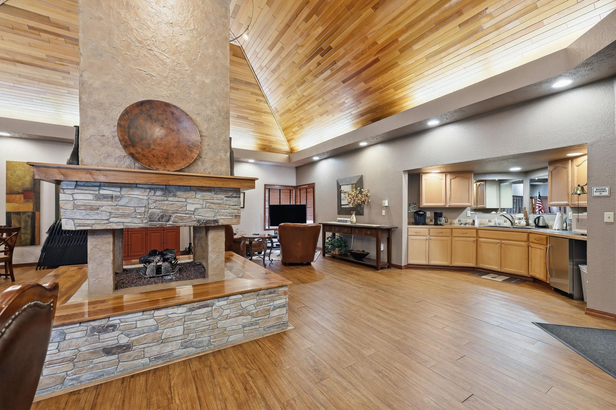 164 S Coeur D'Alene St - Photo 23