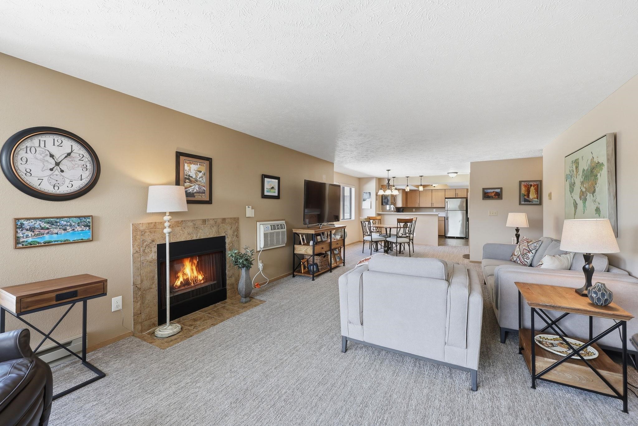 164 S Coeur D'Alene St - Photo 4