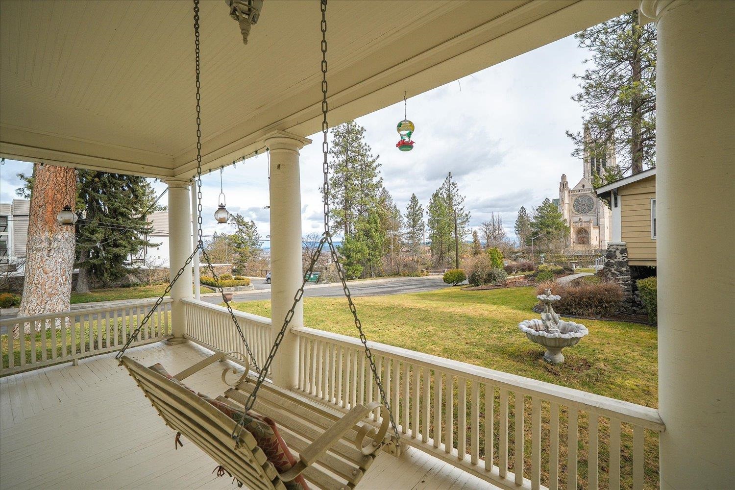 11 W Sumner Ave - Photo 3