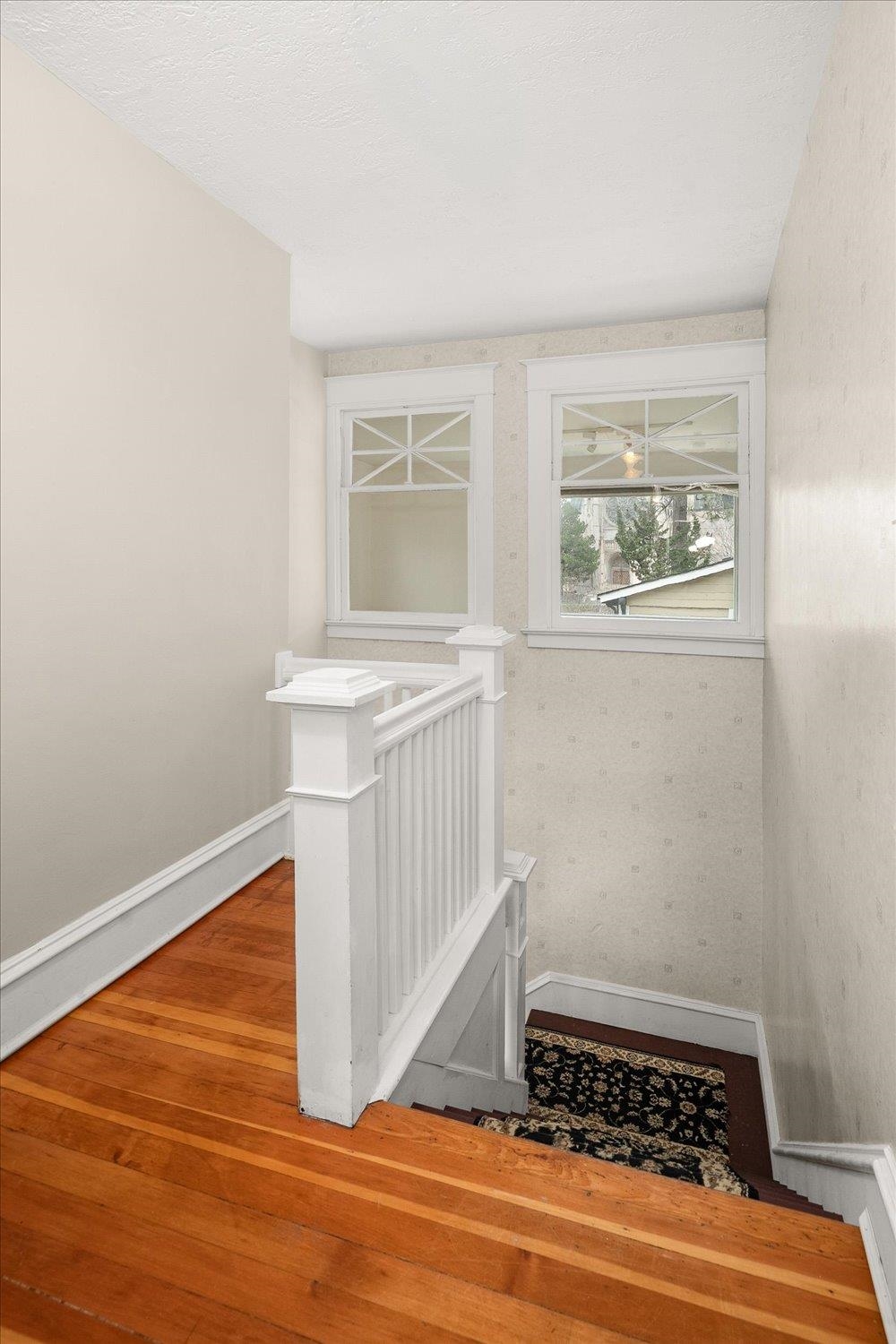 11 W Sumner Ave - Photo 23