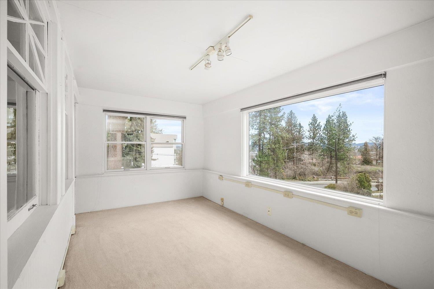 11 W Sumner Ave - Photo 28