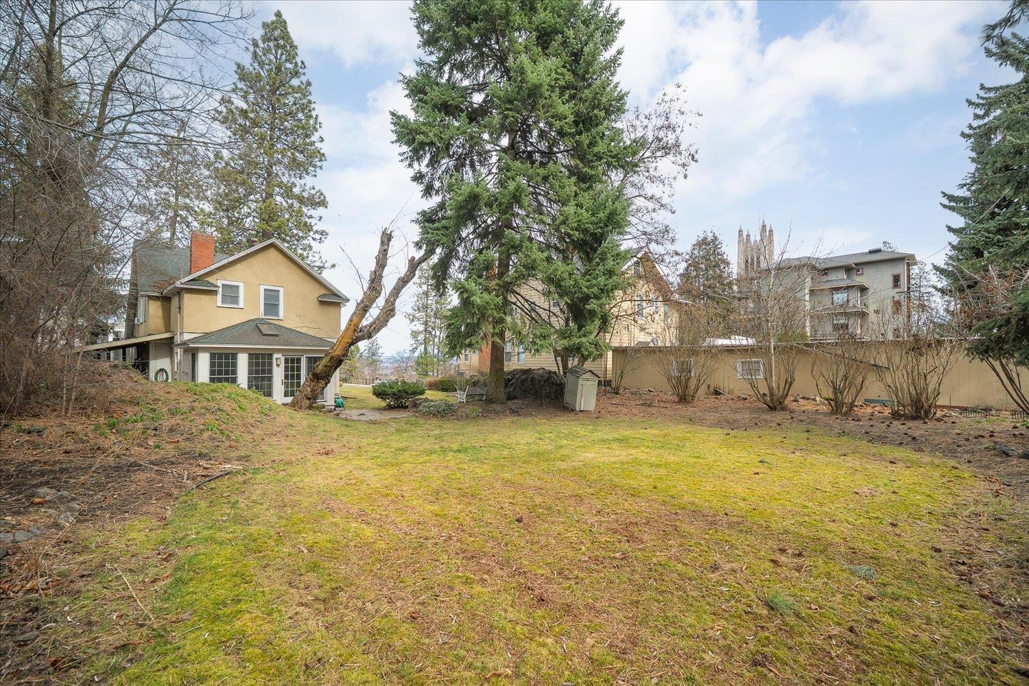 11 W Sumner Ave - Photo 37