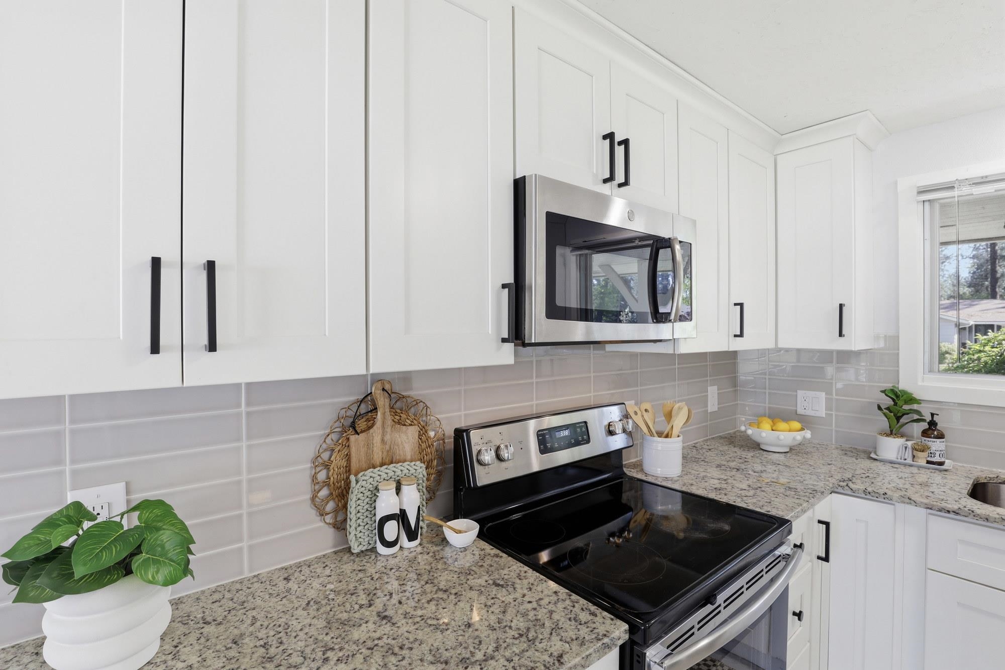 5 E Regina Ave - Photo 13