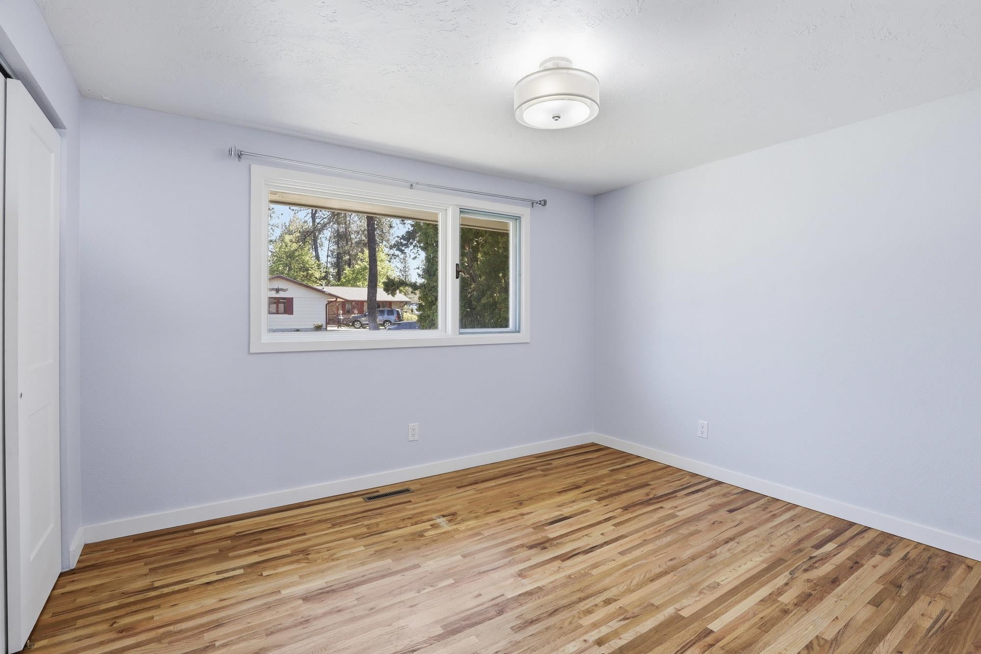 5 E Regina Ave - Photo 17