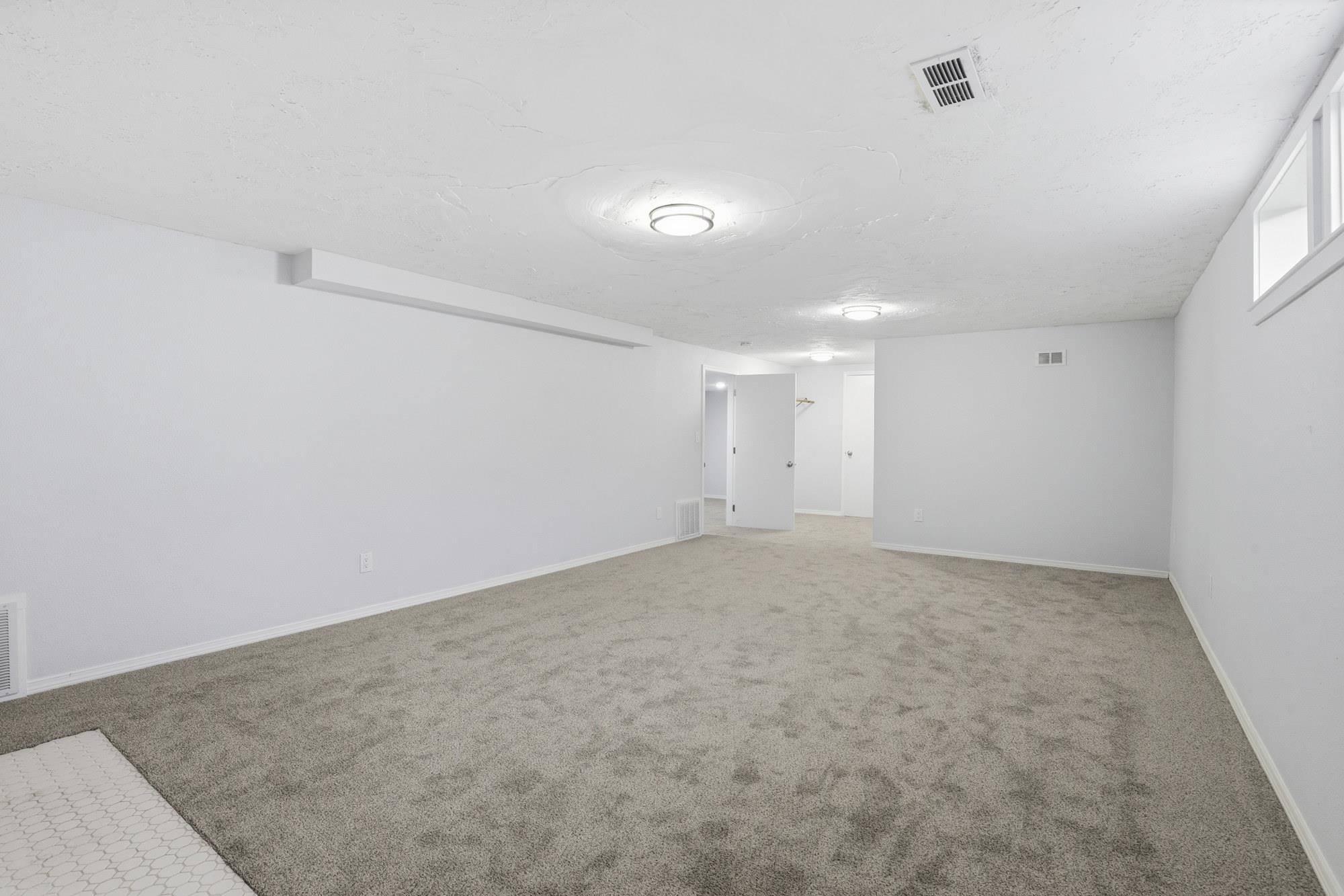 5 E Regina Ave - Photo 23