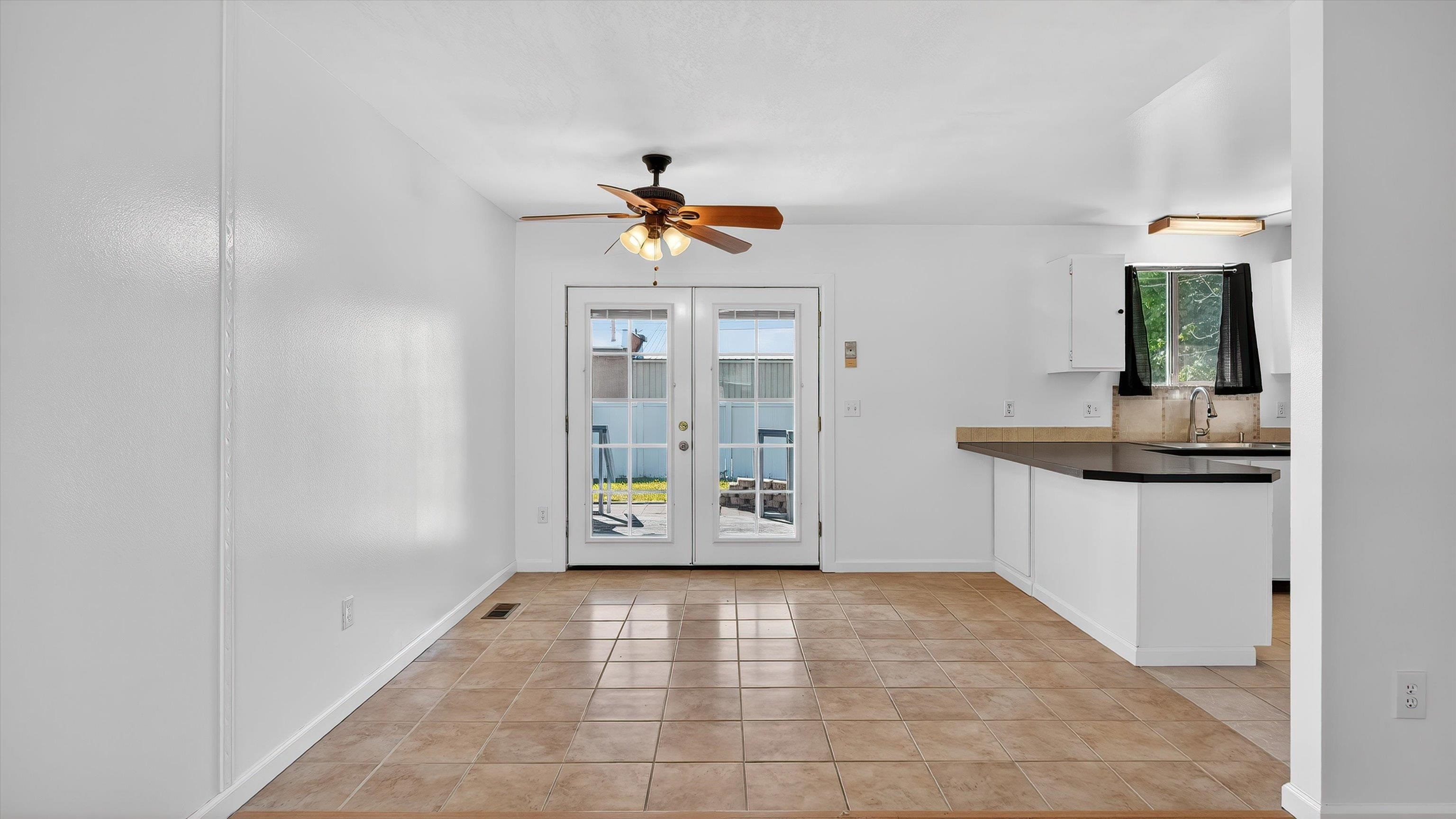 5012 E Commerce Ave - Photo 5