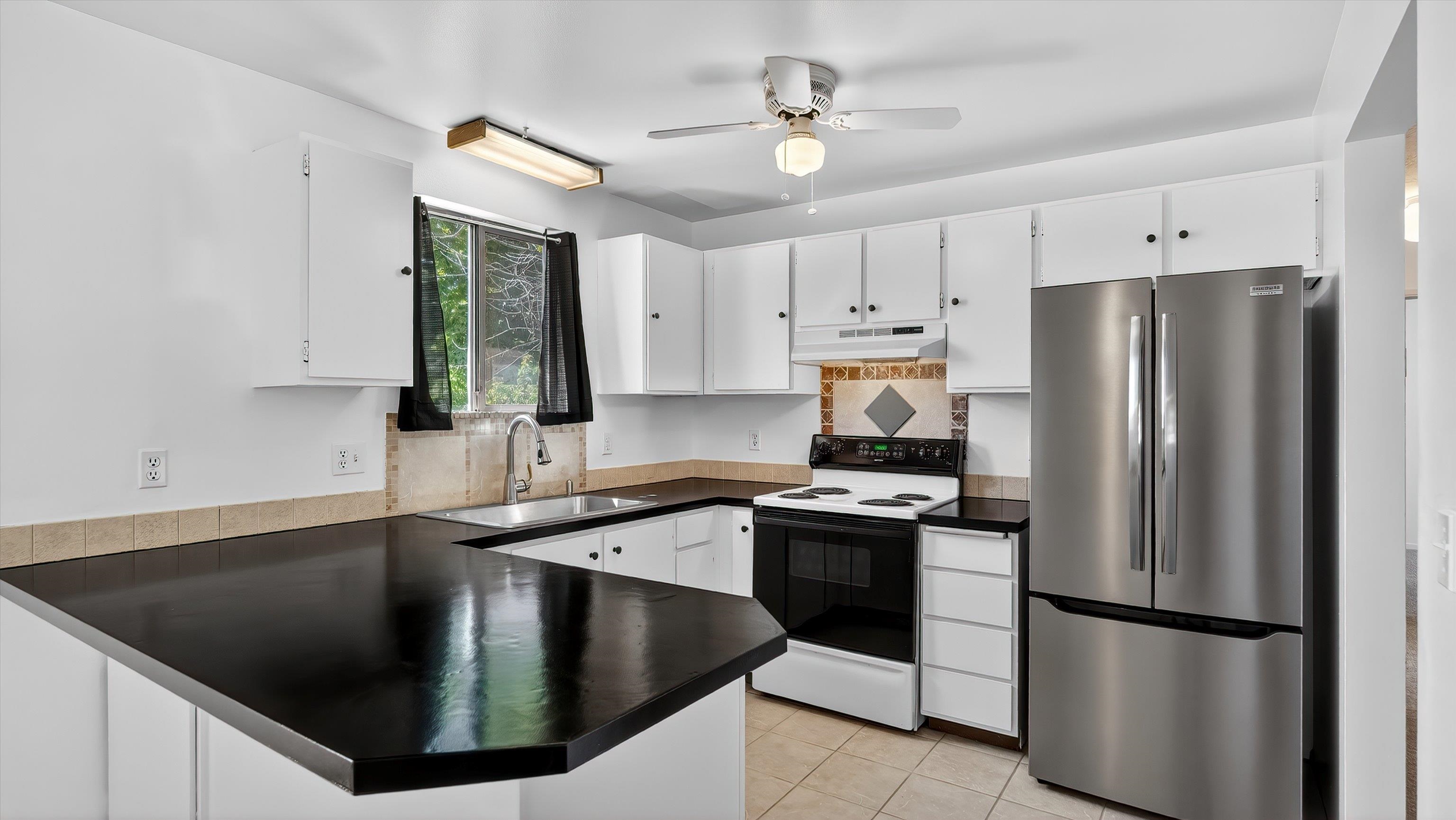 5012 E Commerce Ave - Photo 9