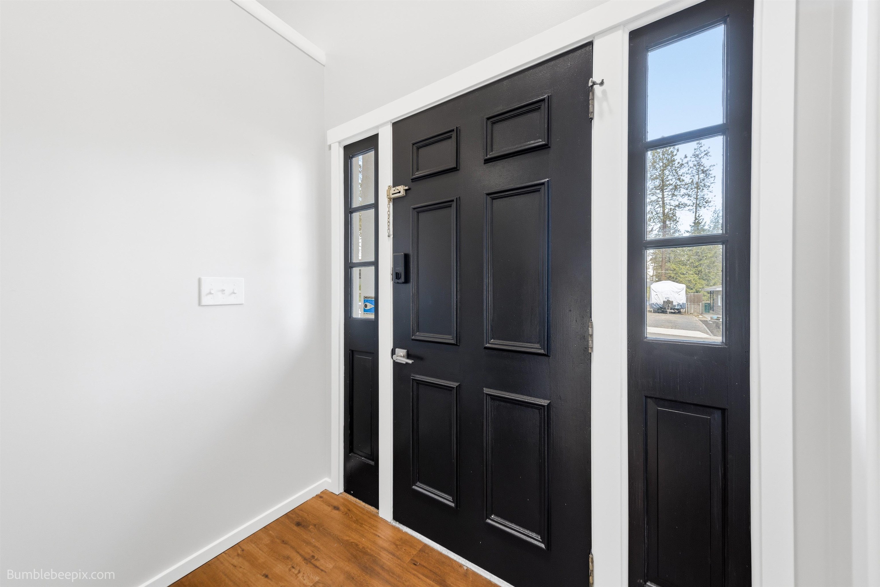 817 W Falcon Ave - Photo 12