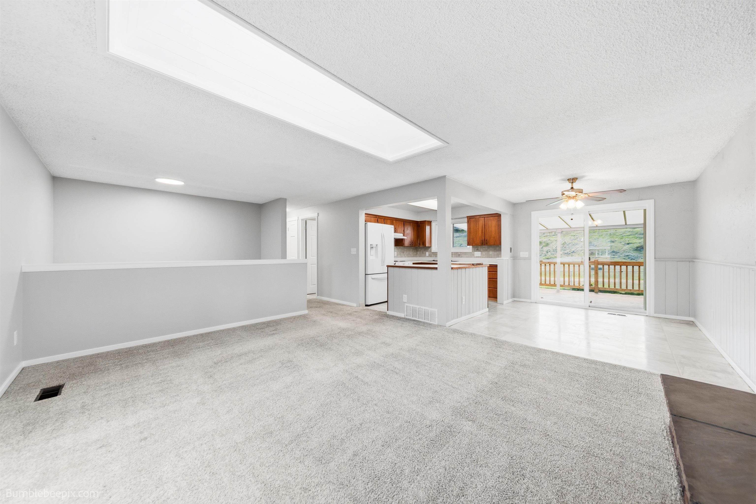 817 W Falcon Ave - Photo 16
