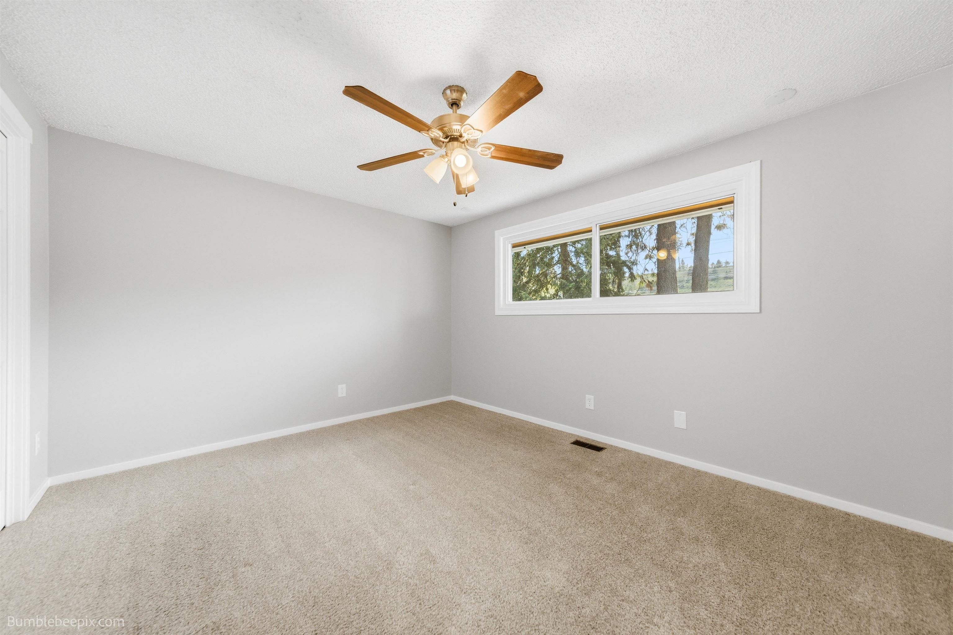 817 W Falcon Ave - Photo 27