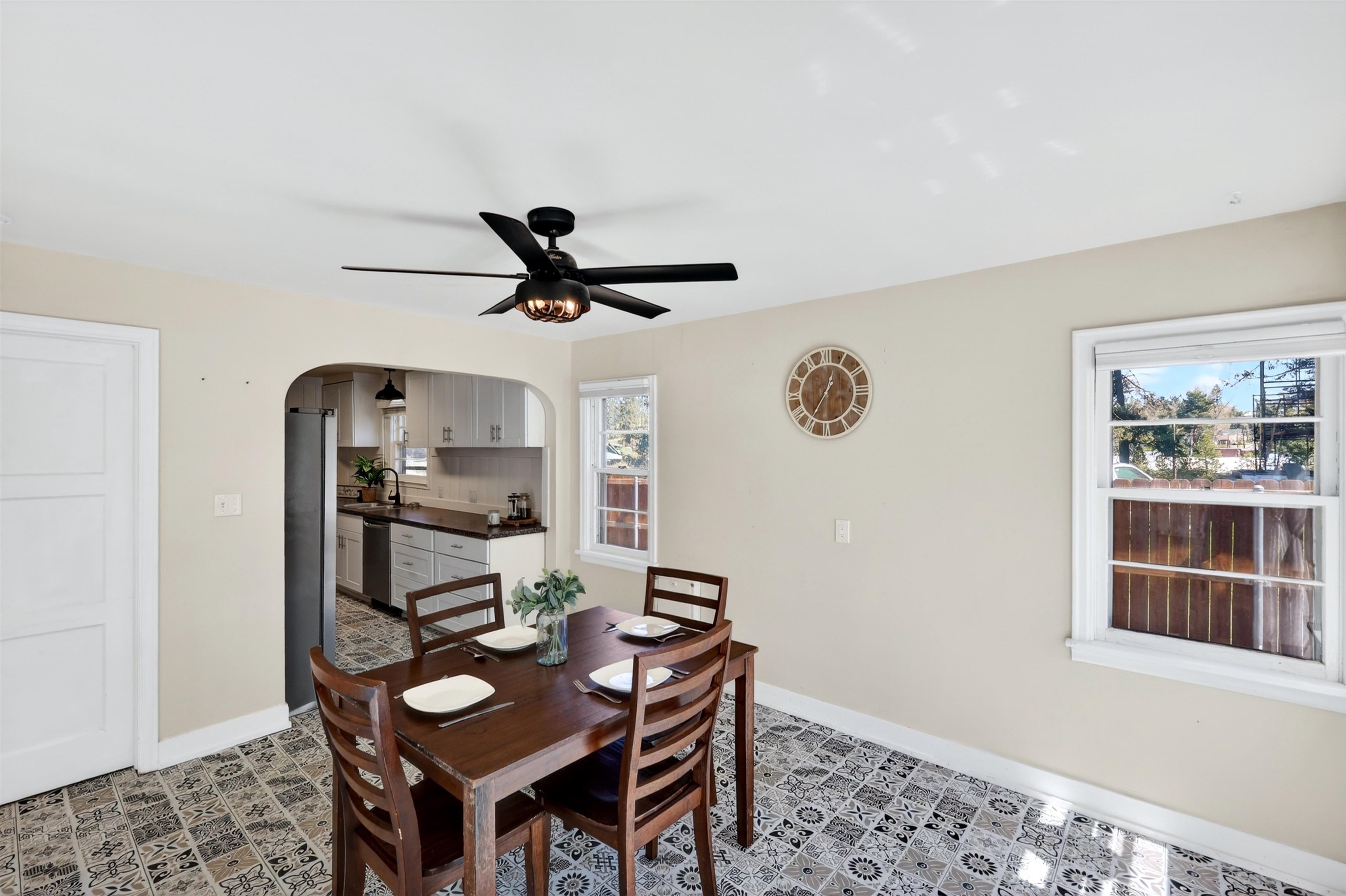 225 W Emma St - Photo 15