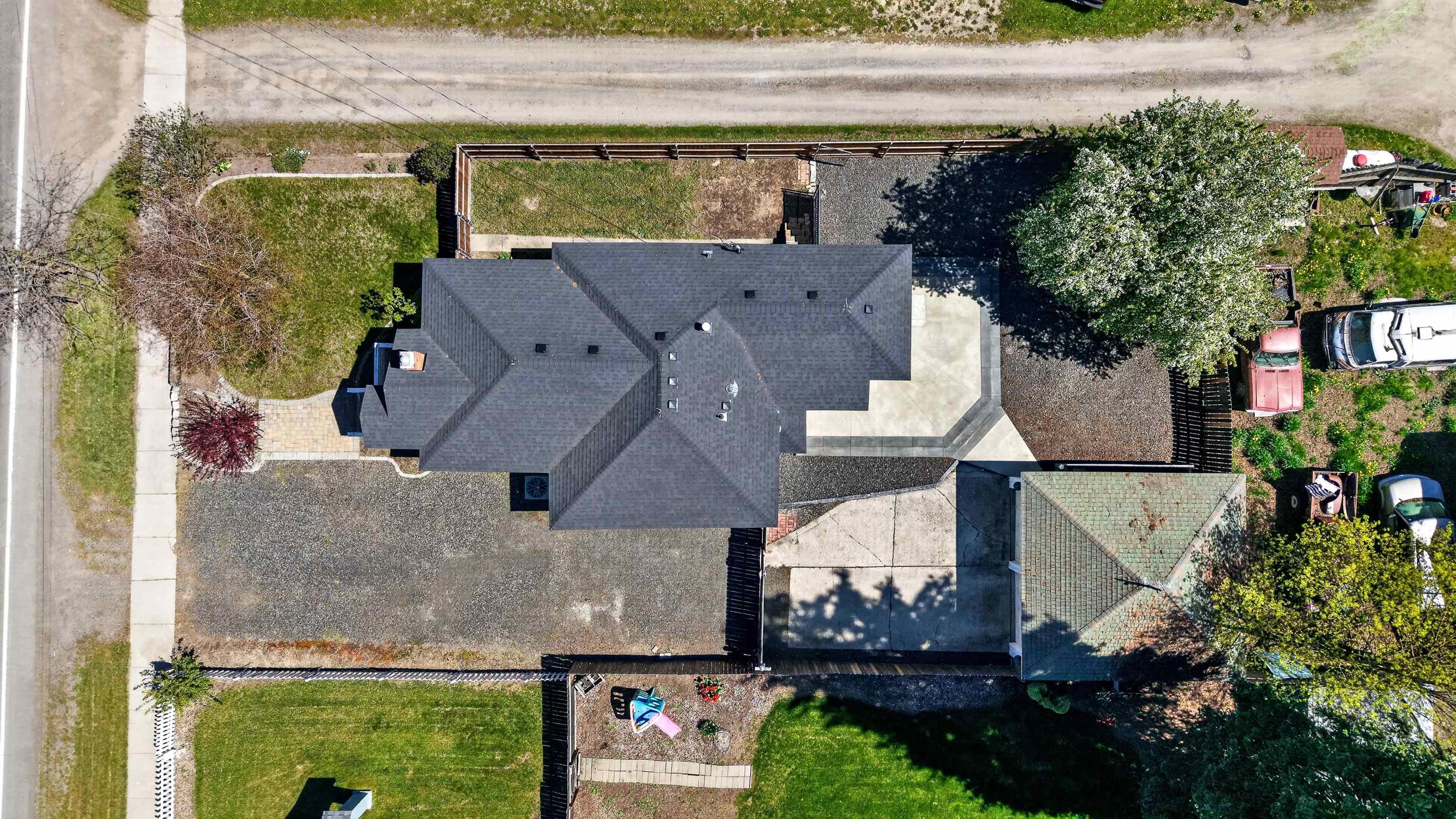 225 W Emma St - Photo 35