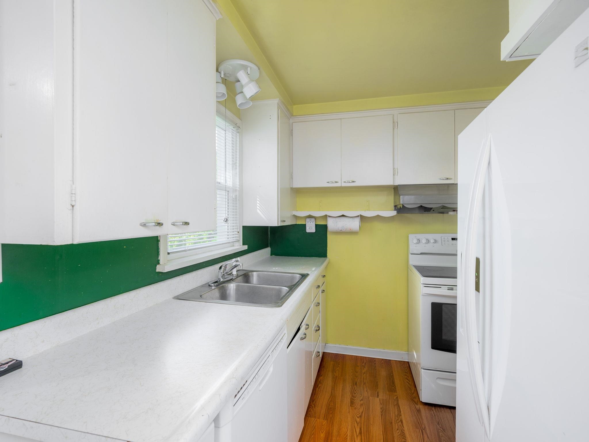 5203 N Hawthorne St - Photo 10